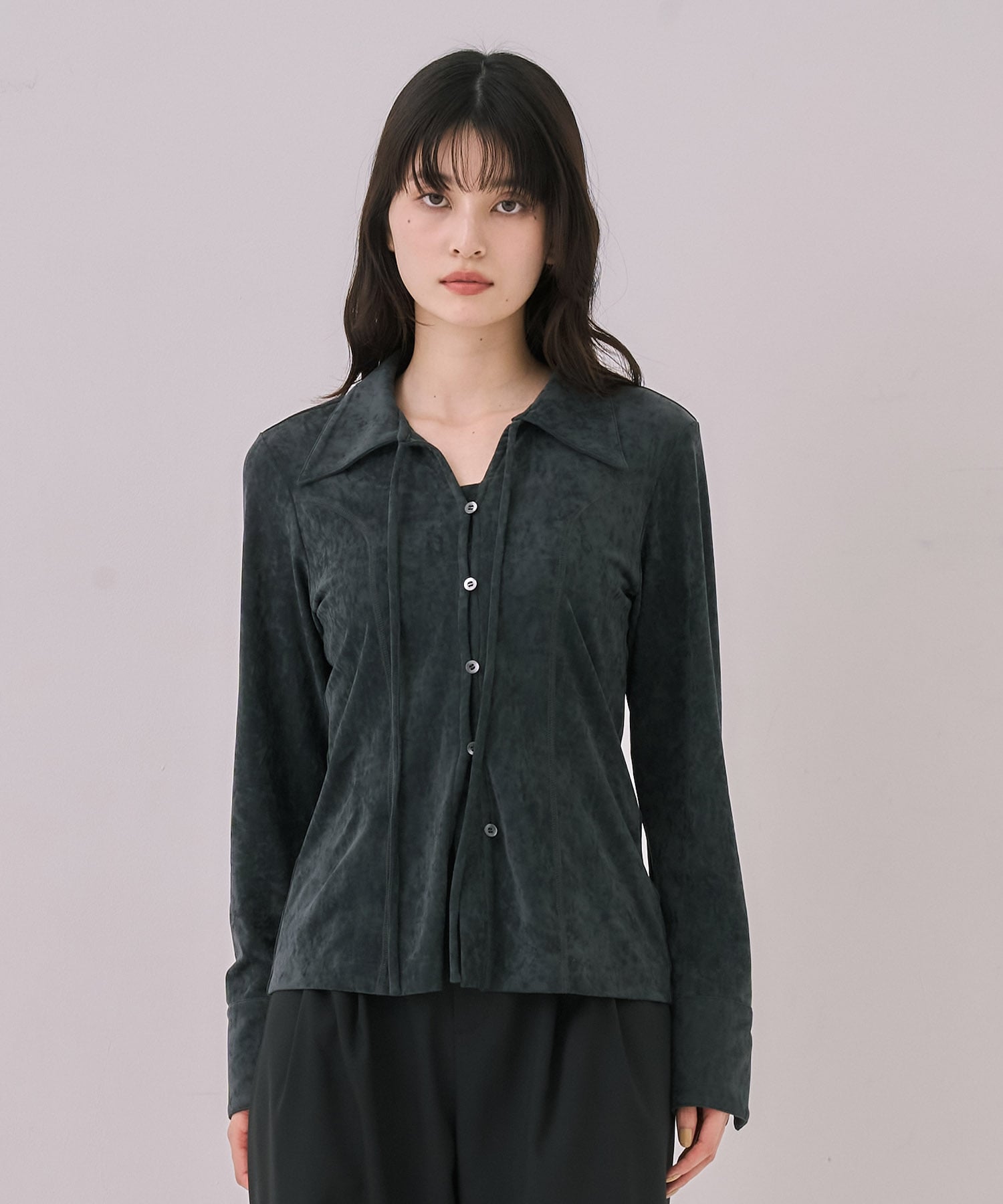 スリットネックベロアシャツ