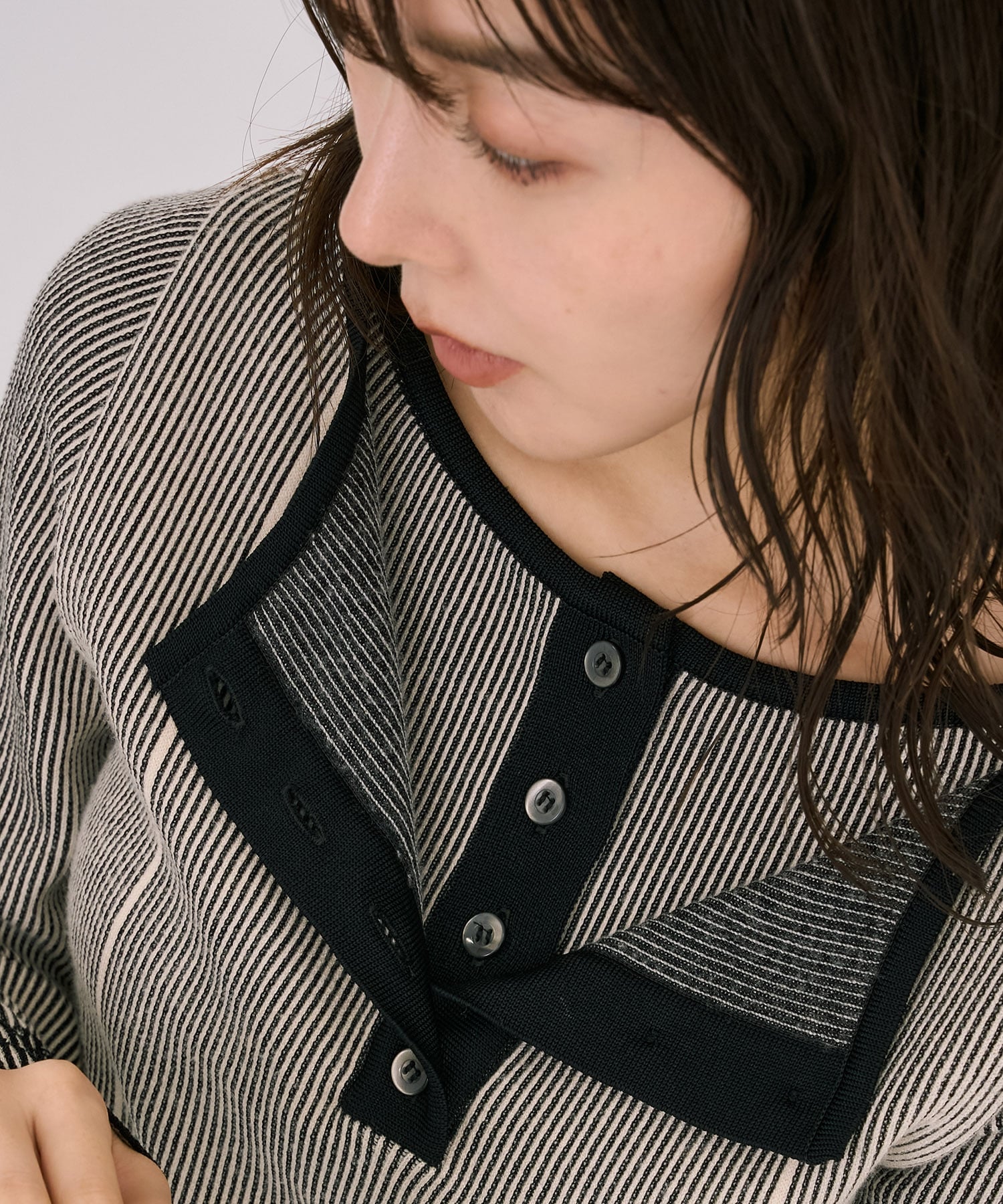 Wカラーレイヤーニット