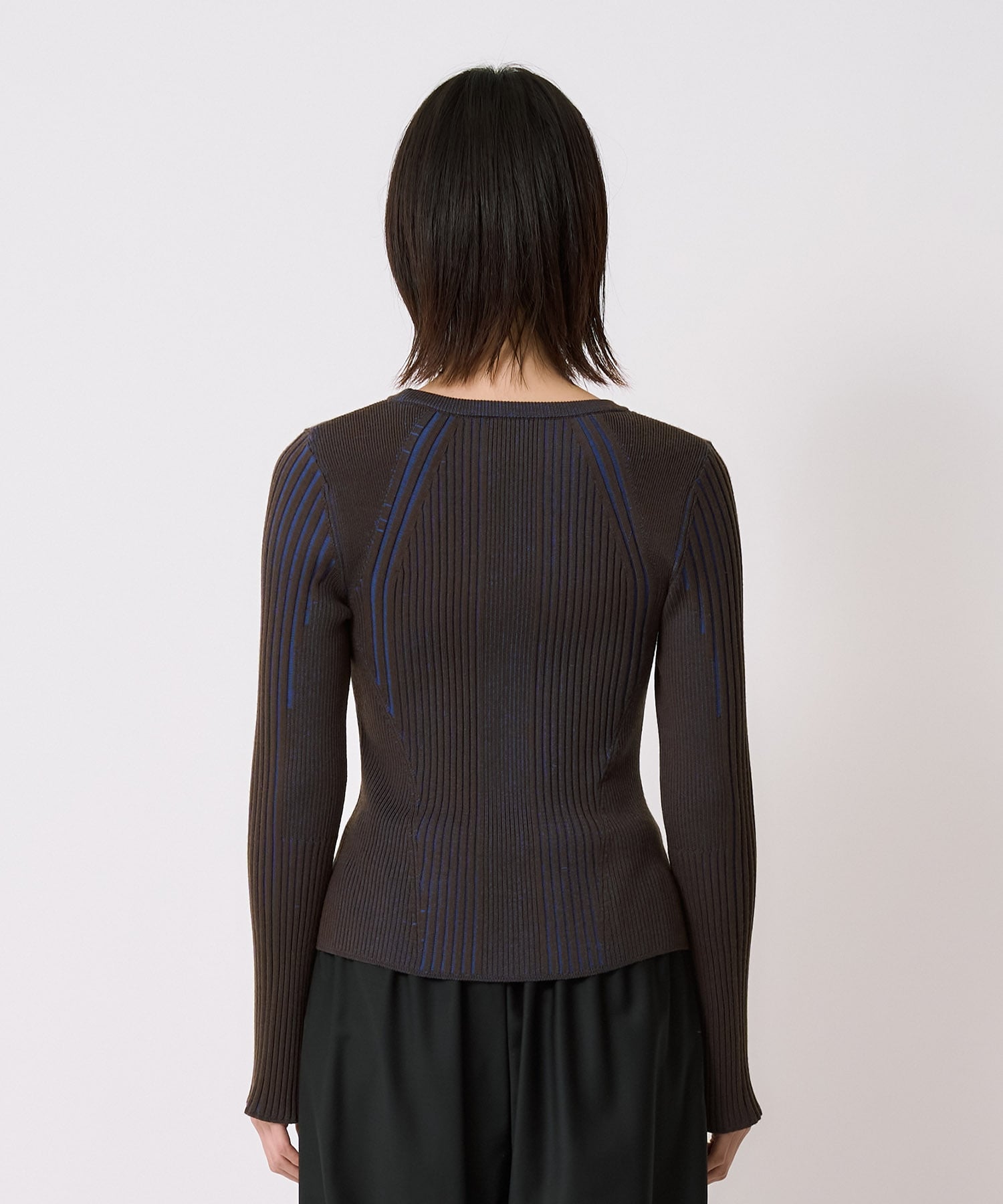 スリムリブラインニット