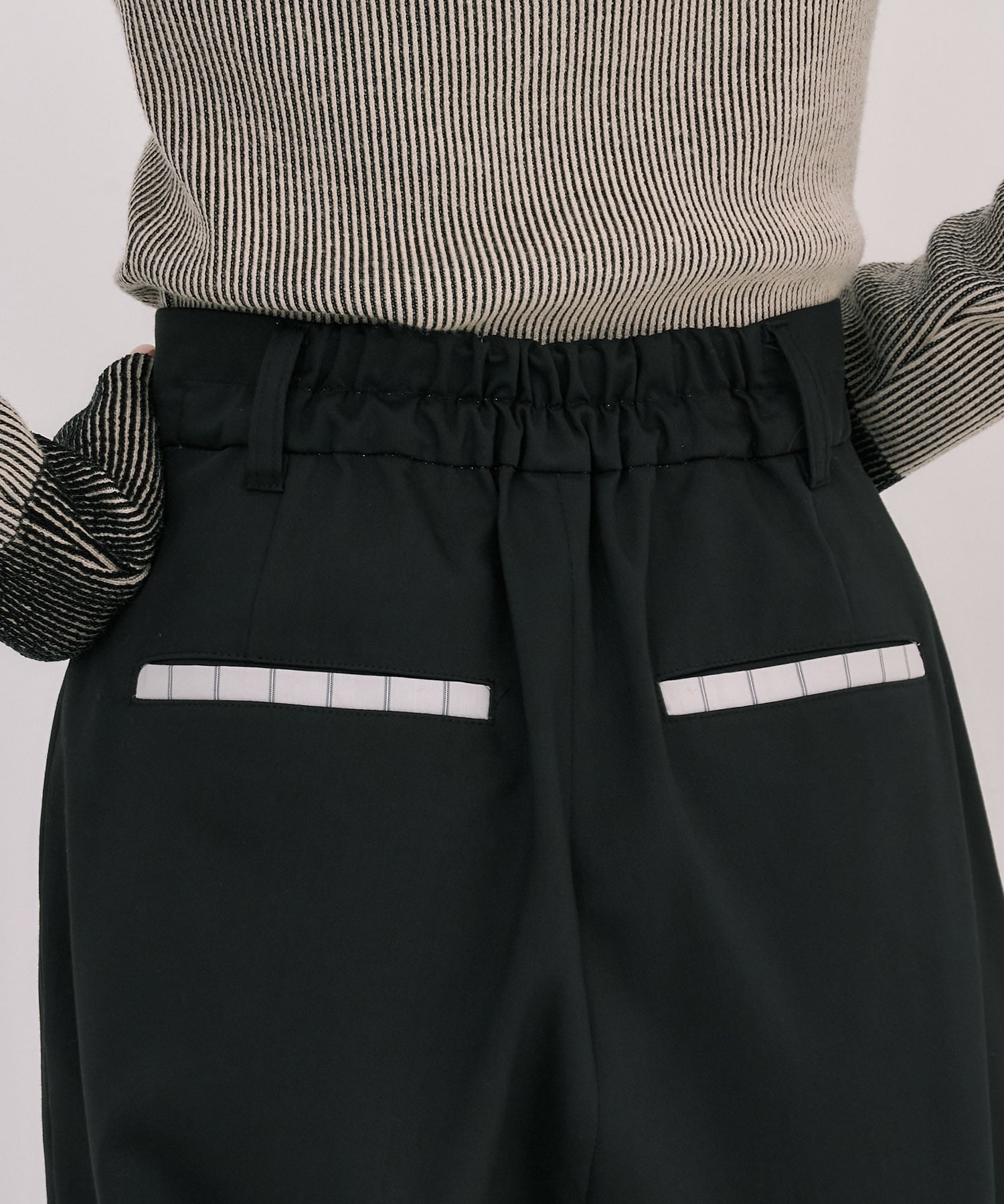 プレートループパンツ