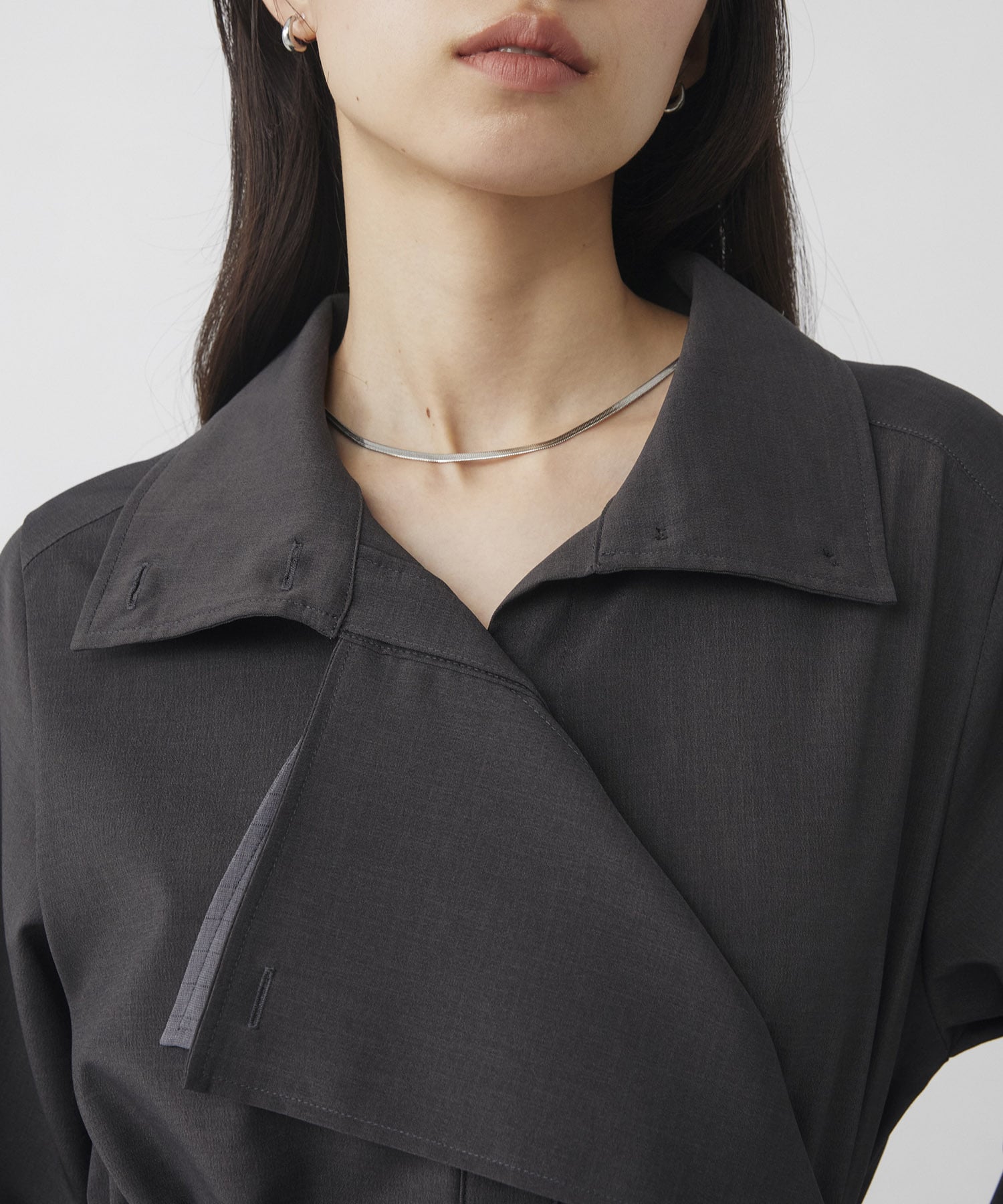 スタンドカラーラペルシャツワンピース