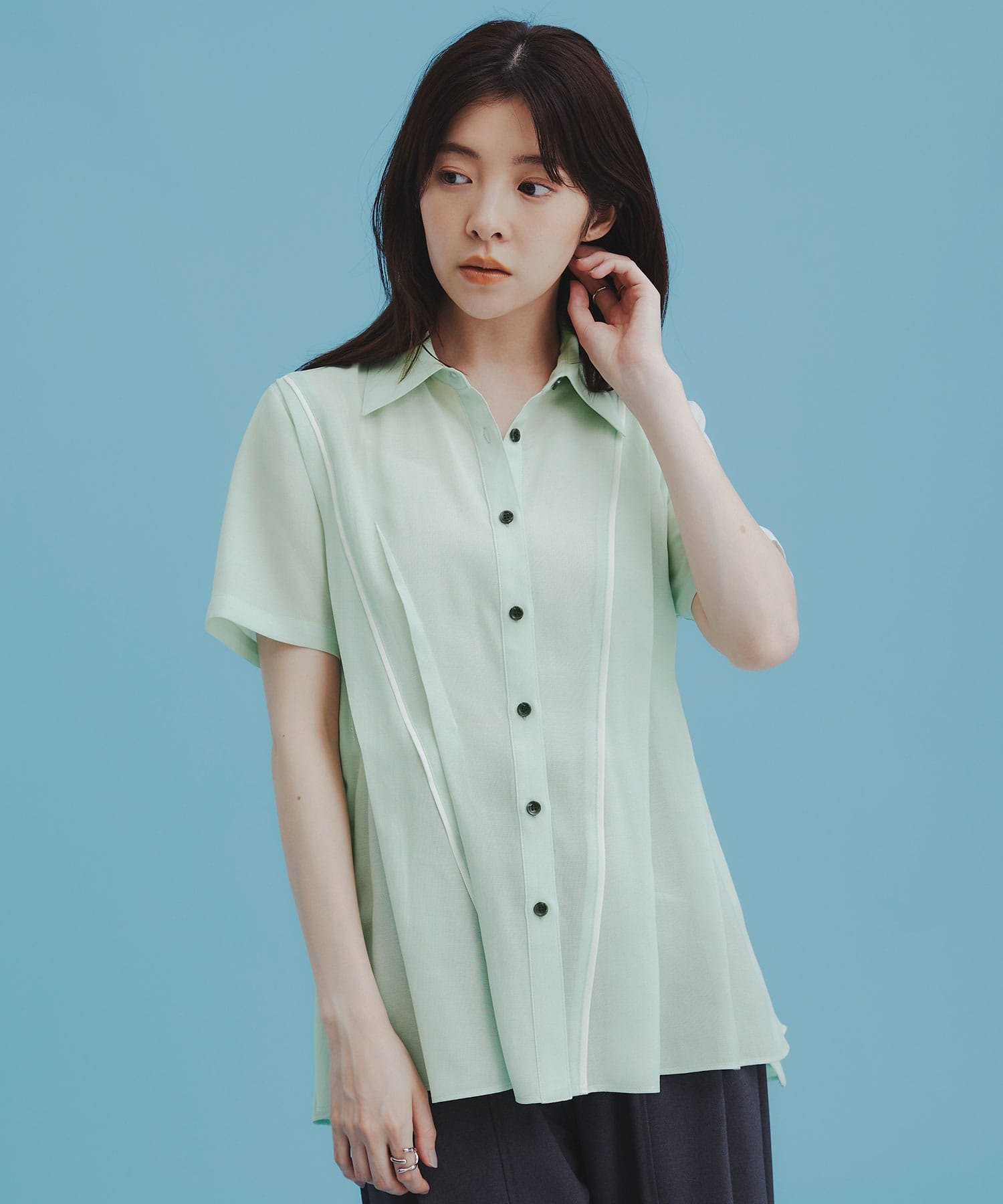 〈WEB限定カラー登場〉ランダムタックメッシュシャツ