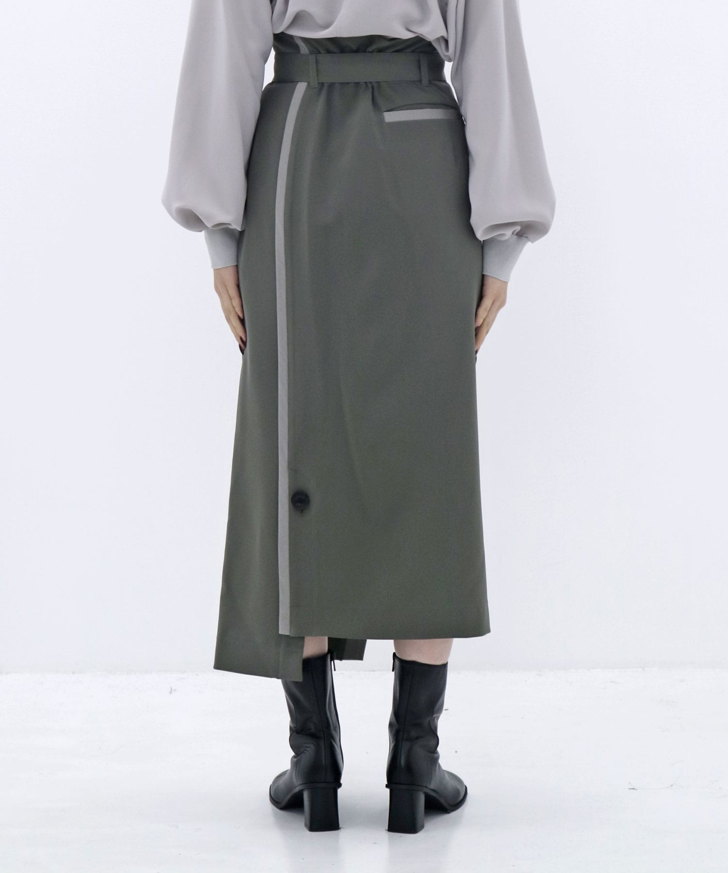 アシメパネルレイヤースカート