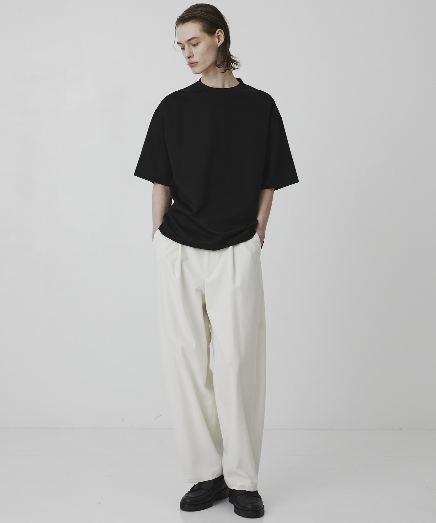 ハイツイスト バレルチノパンツ