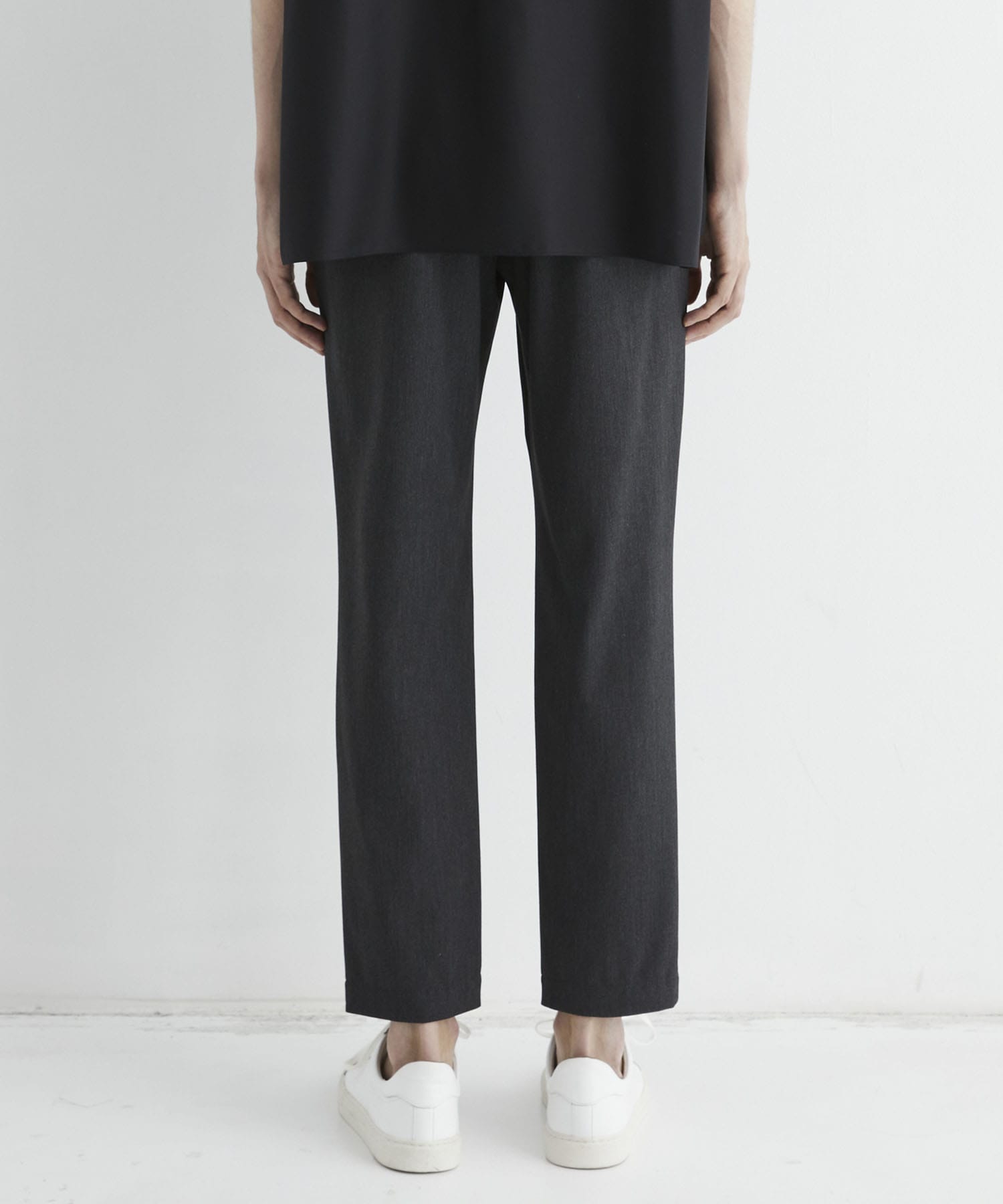 美品★ユナイテッドトウキョウ　人気　アウトラスト 2タックスラックス　1.7万 アウトラスト 2タックスラックス(1 DARK GREY): : メンズ｜UNITED