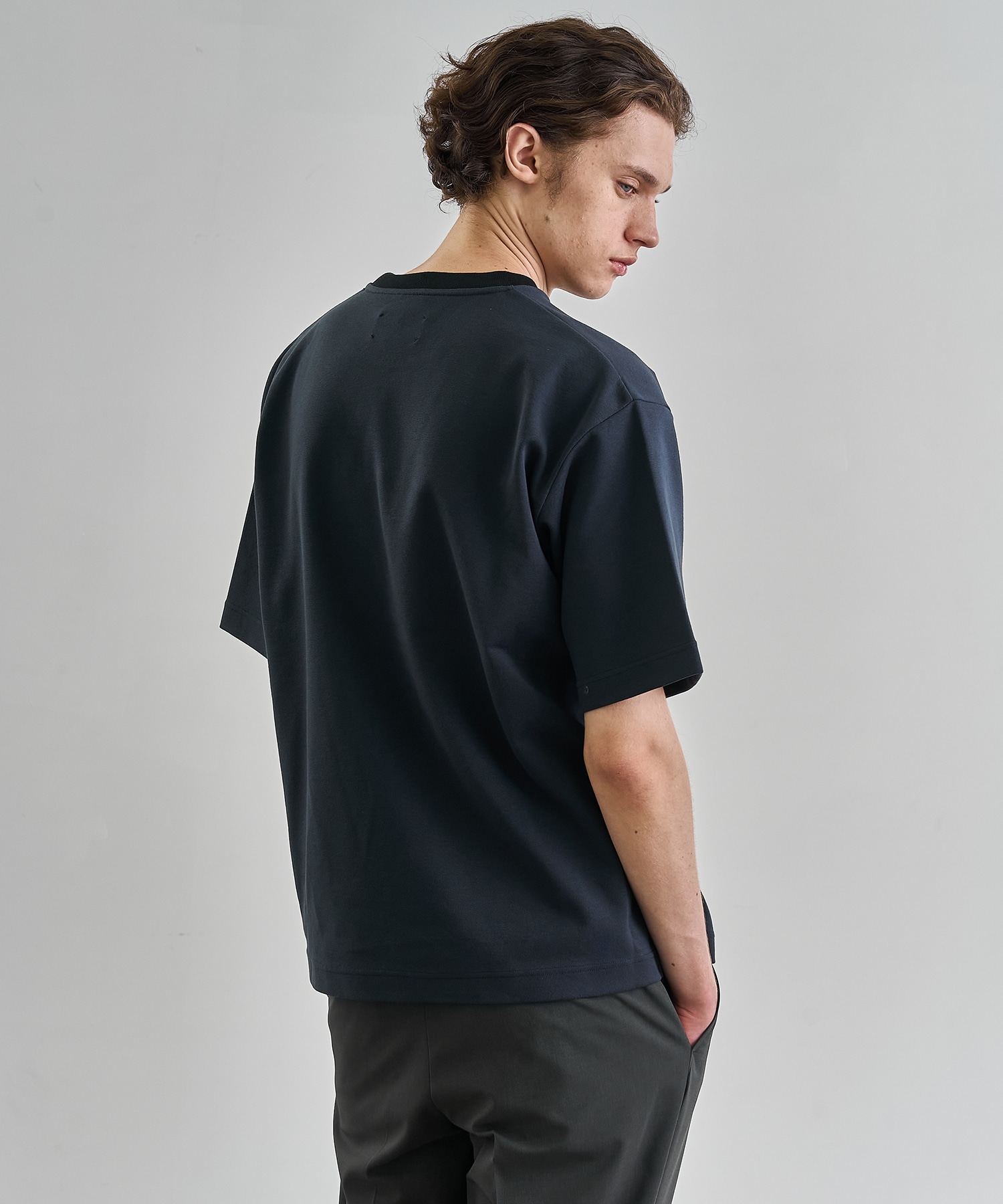 アウトラスト ポケット Tシャツ