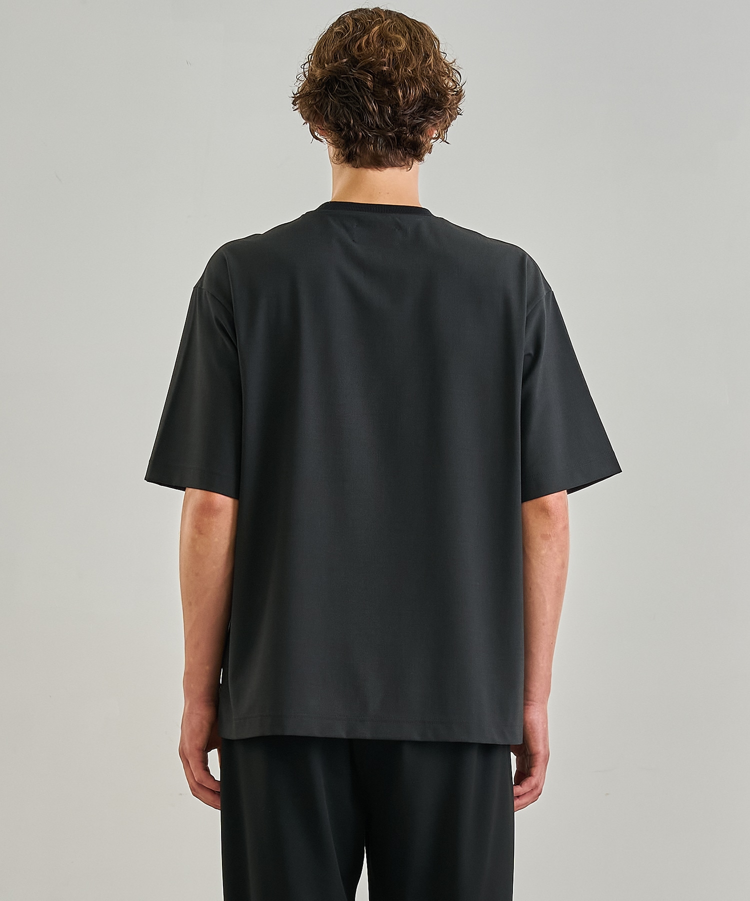 【新発売】アウトラスト ポケット Tシャツ