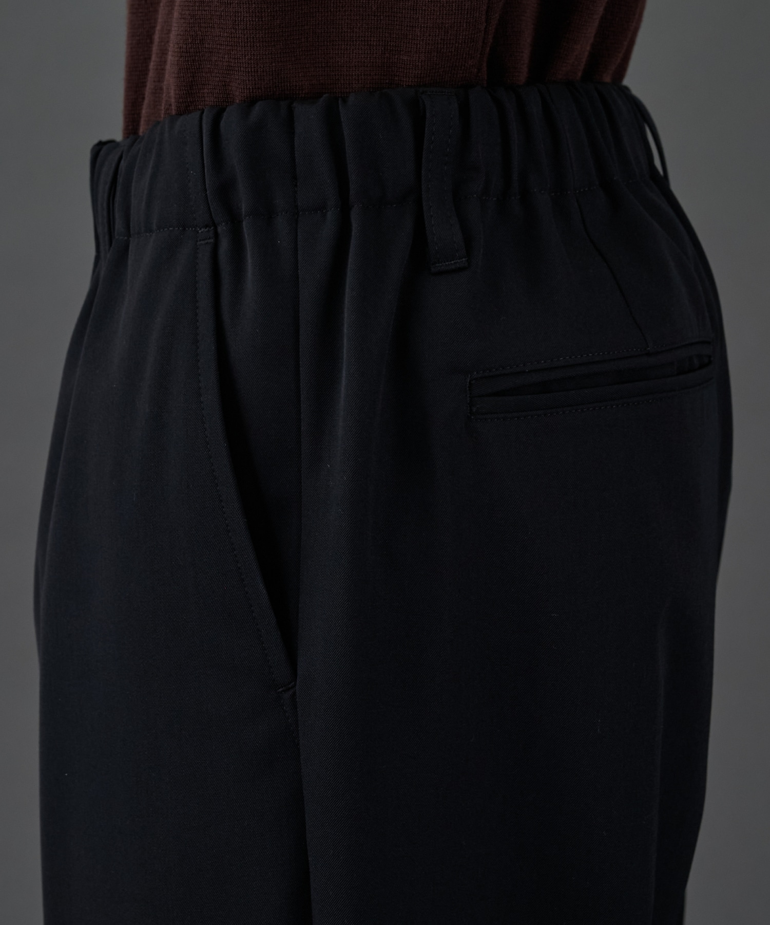 〈残りわずか｜再入荷なし〉CLEAR WOOL パラシュートパンツ