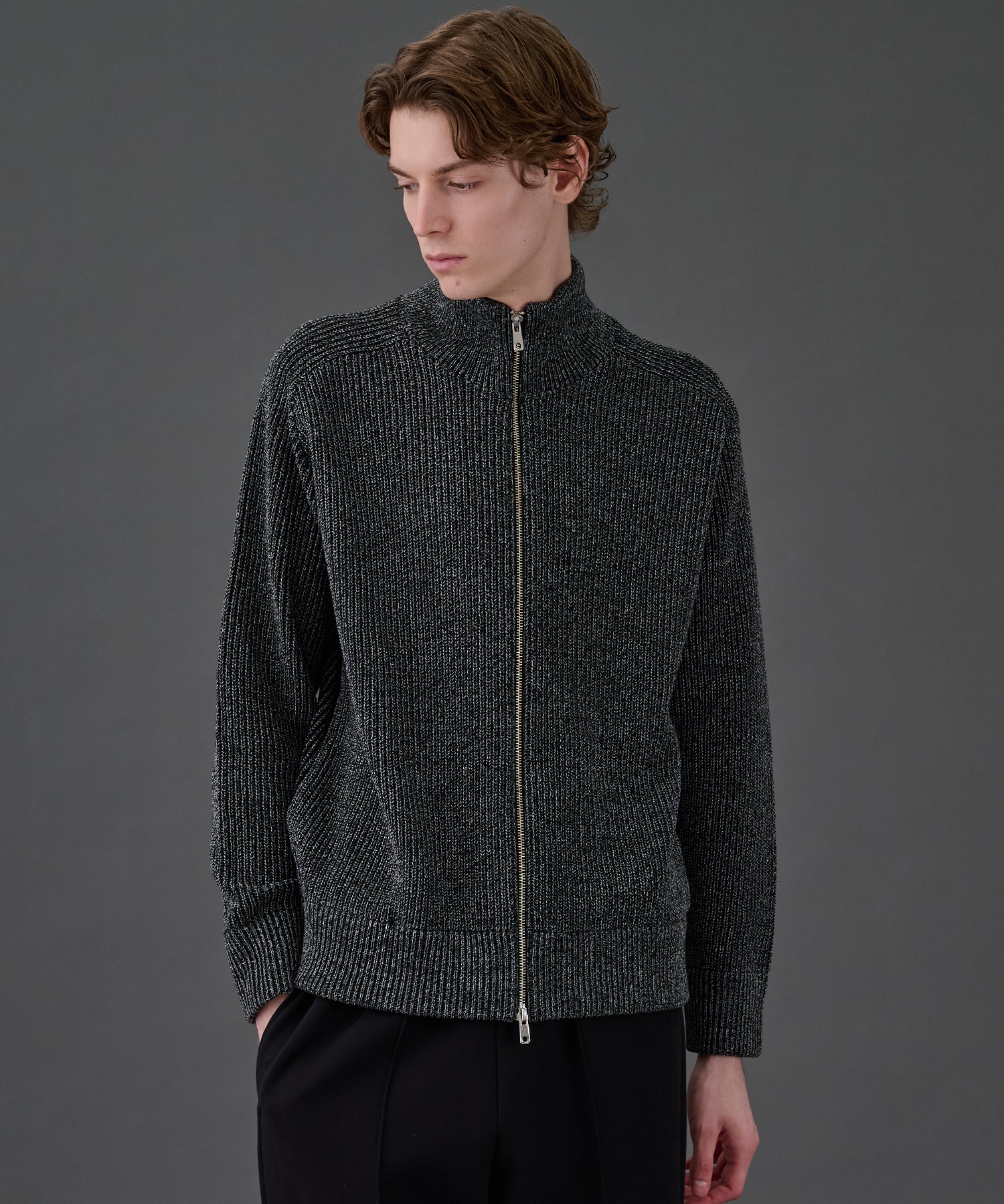 ウールリブジップドライバーズニット