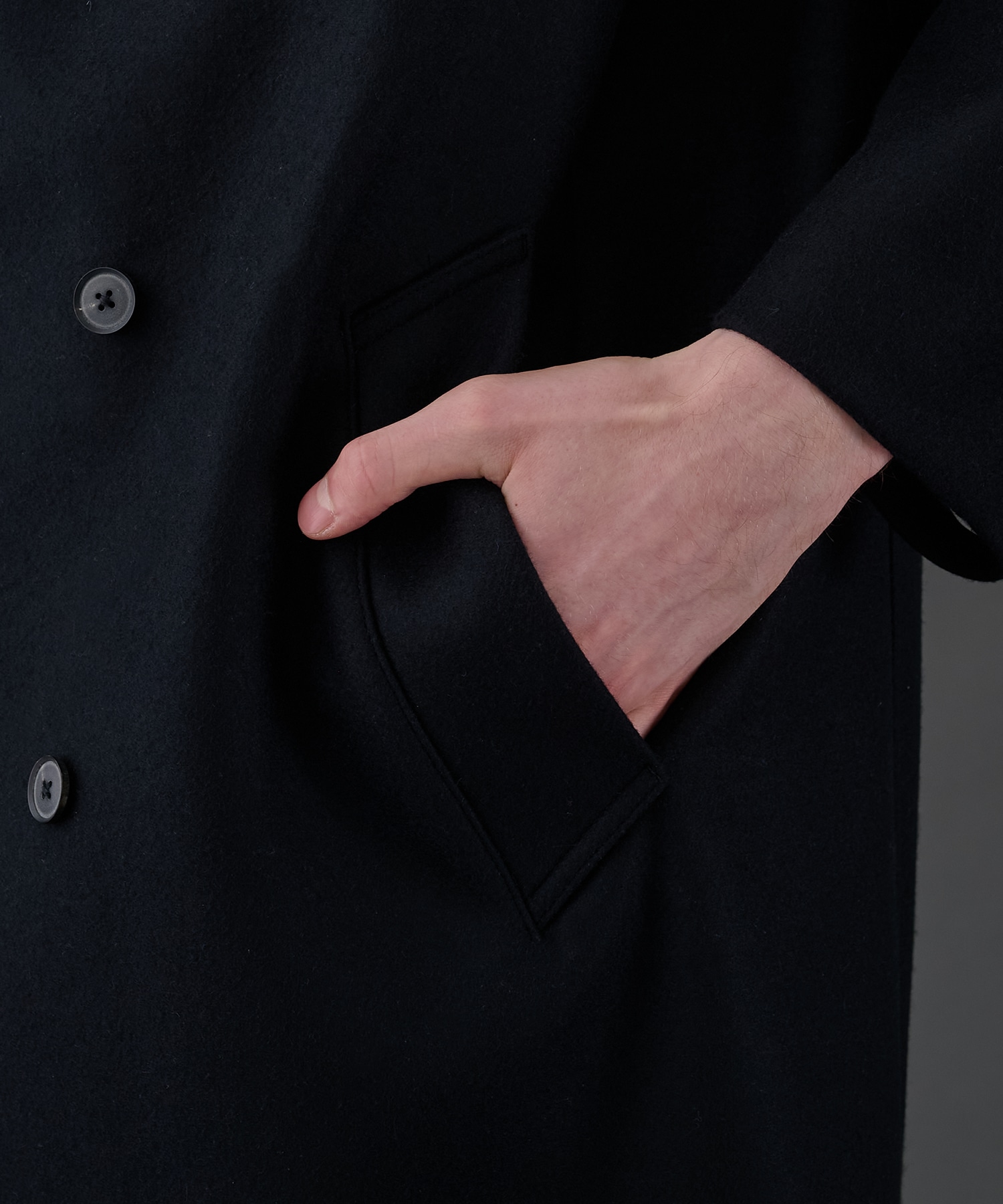 美品✨UNITED TOKYO Super 140’sメルトンダブルチェスター黒 UNITED TOKYO チェスターコート コート 超撥水SUPER140S 2way