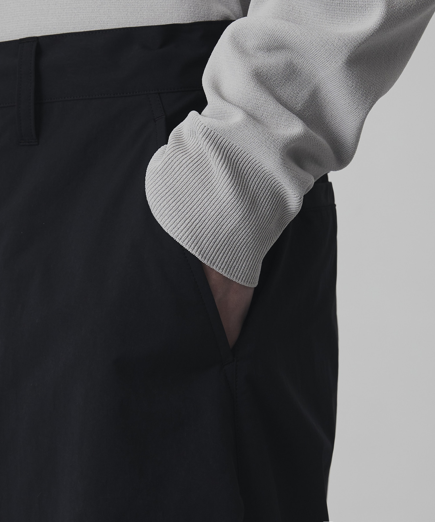 〈再入荷なし〉LIGHT DOLPHIN ワイドパラシュートパンツ