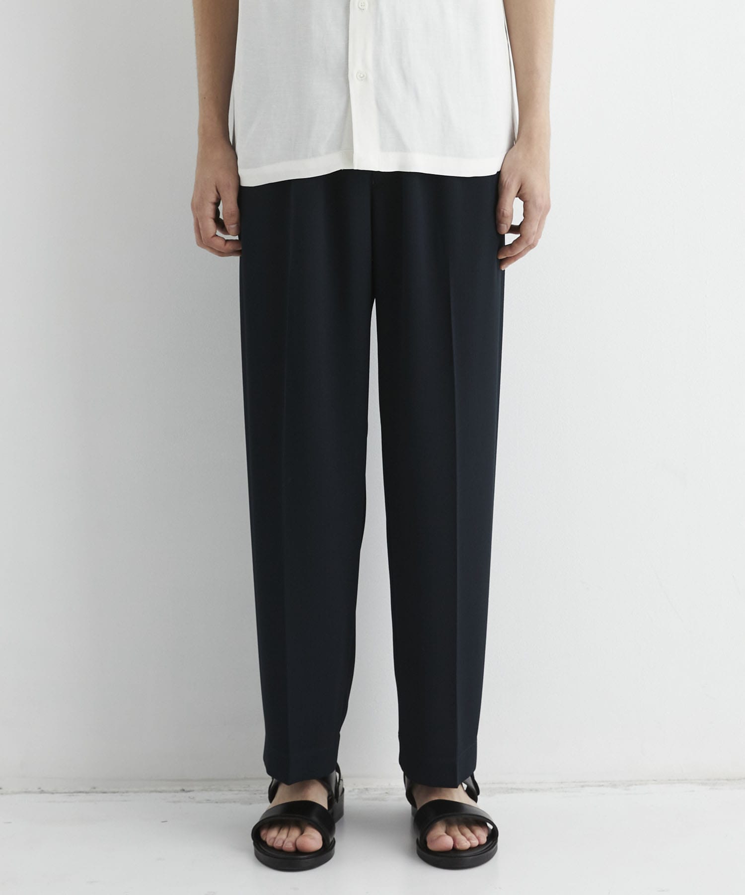 COLD DRY PLEATS シームレスイージーパンツ