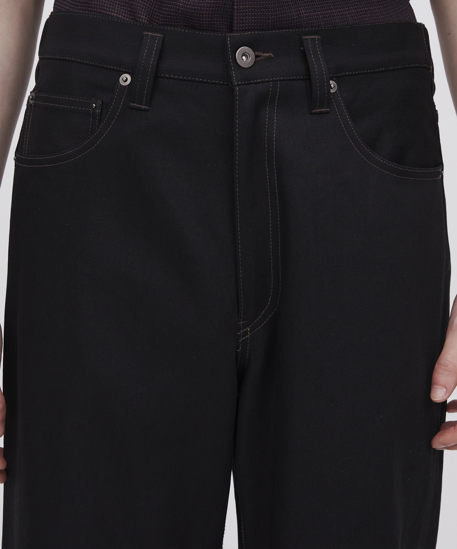 SUPIMA DENIM ストレートセミフレアパンツ