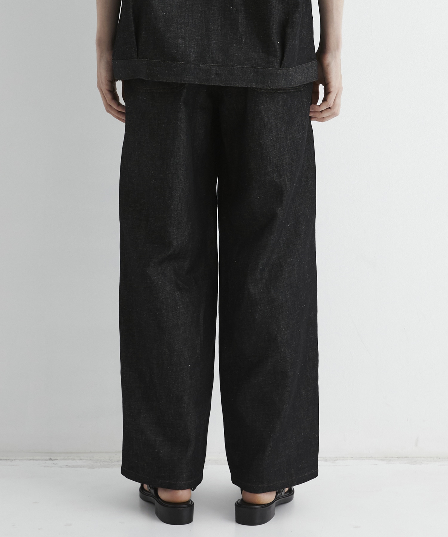 〈残りわずか|再入荷なし〉9.5oz LINEN DENIM ペインターパンツ