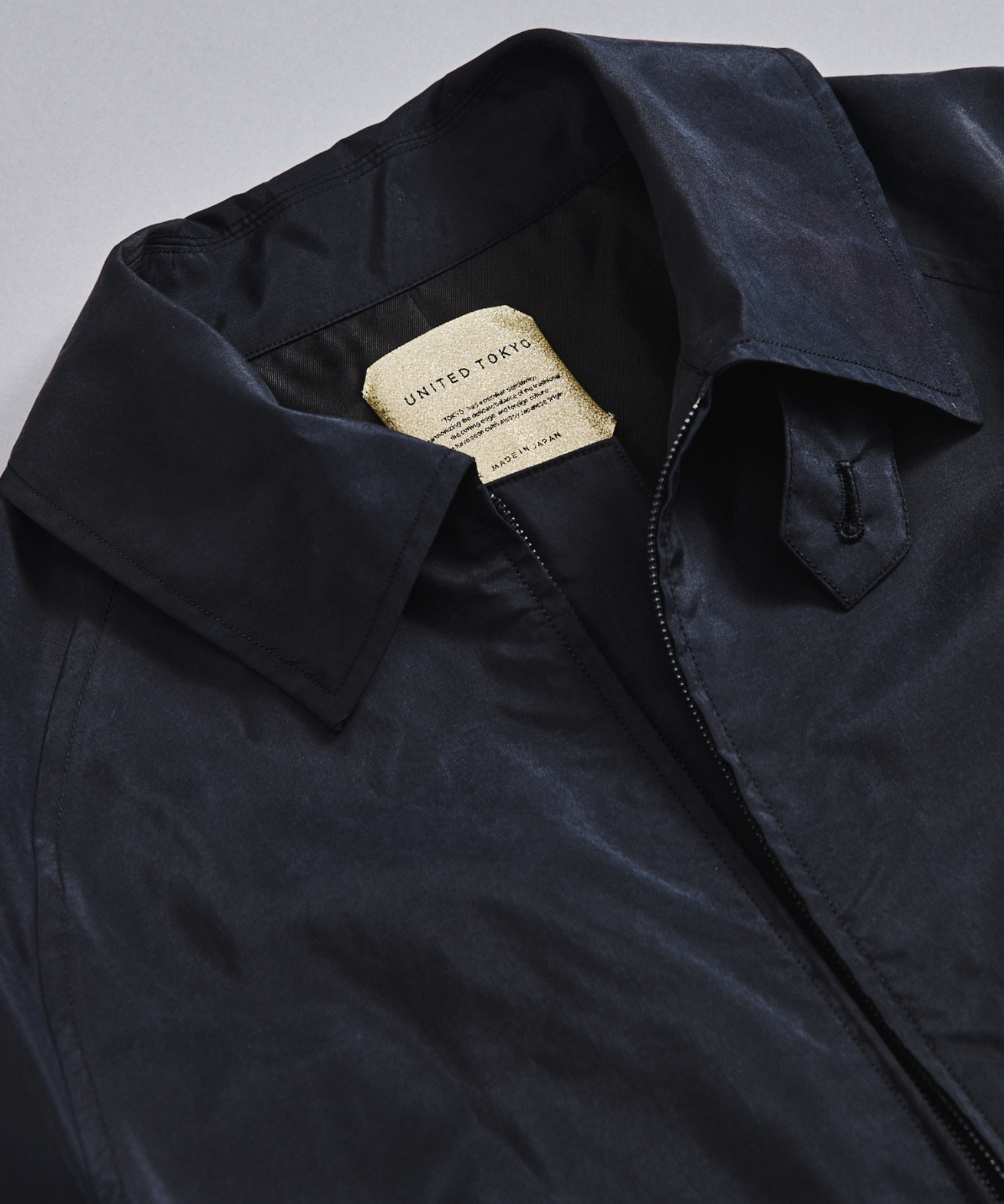 〈数量限定｜サイズ2：残り1点〉SILK NYLON BALLOON BLOUSON