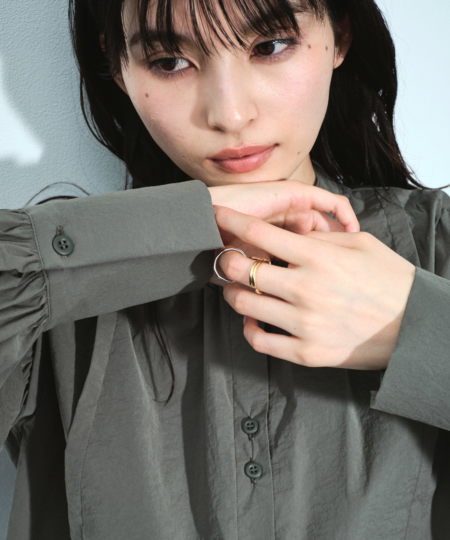 〈残りわずか〉ボリュームスリーブギャザーブラウス