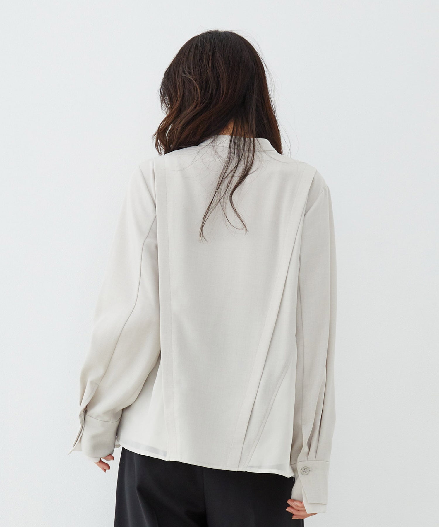 シアーレイヤーブラウス