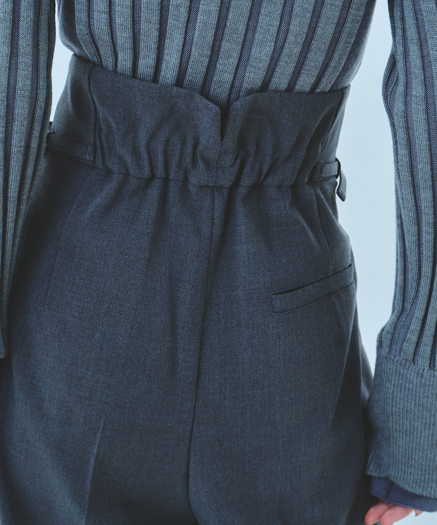 サイドベルトワイドパンツ