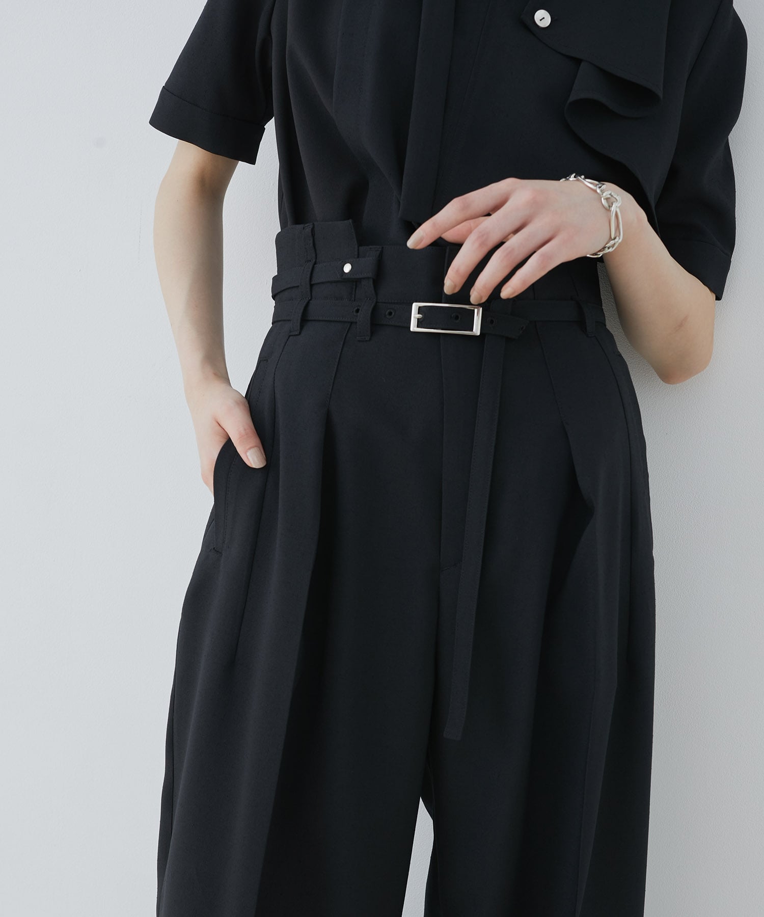 ACETATEベルトワイドパンツ