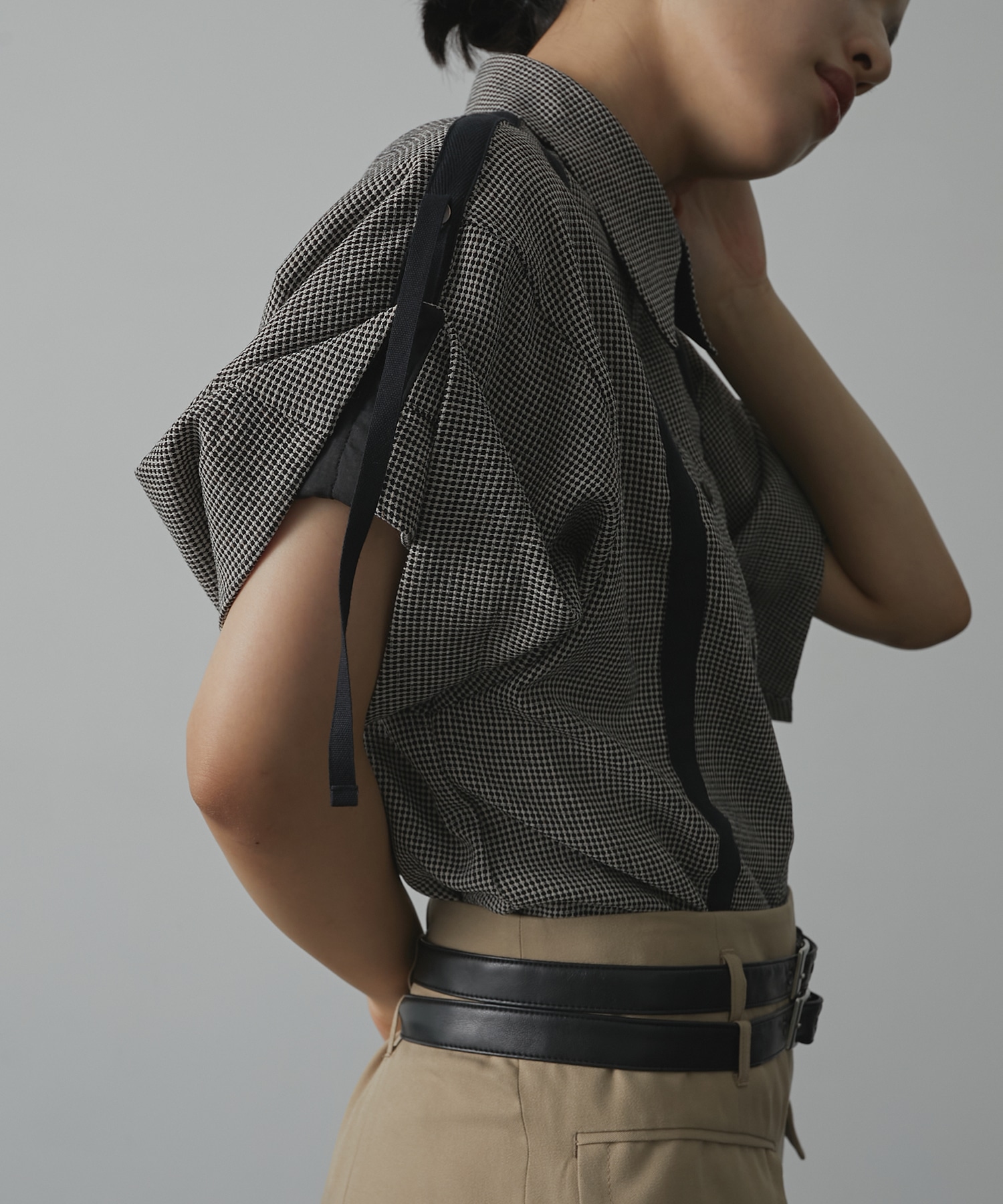 Adjustable Length Mesh Shirt