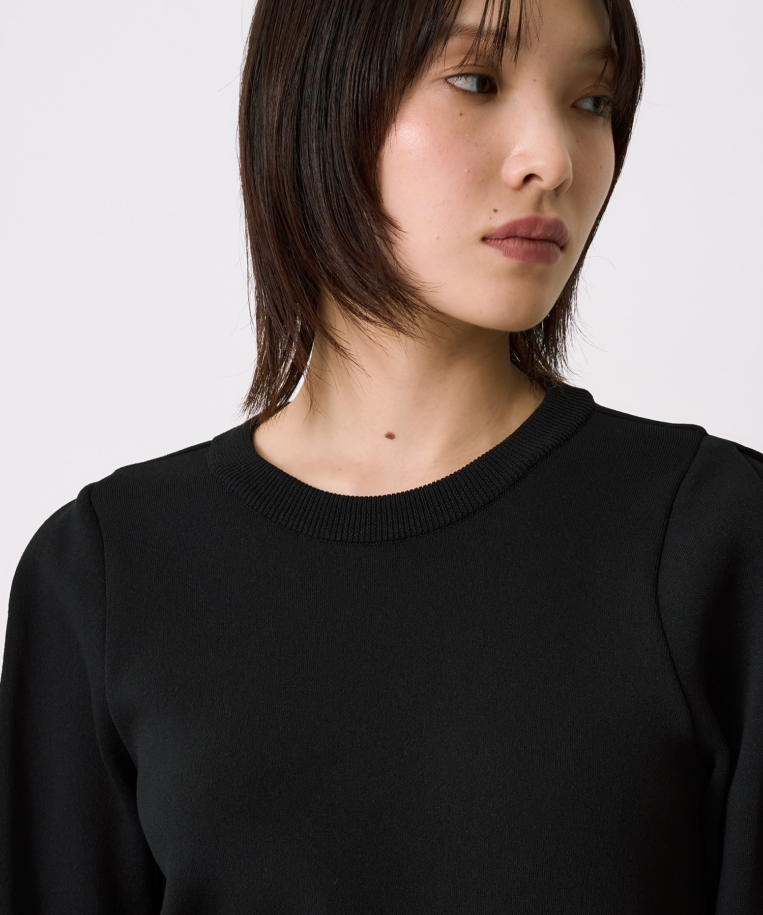 ショルダータックニットトップス