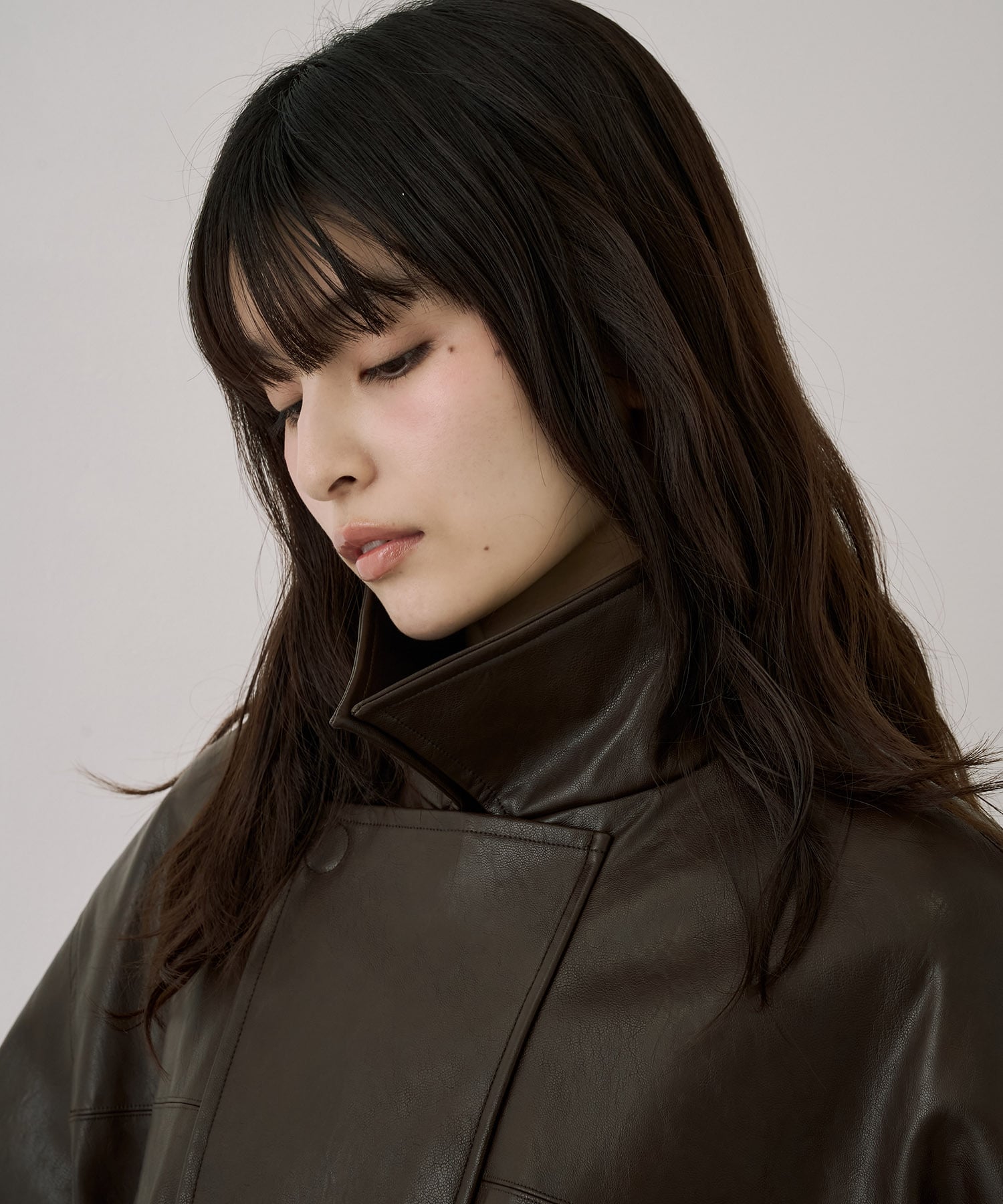 コクーンレザーボンバージャケット