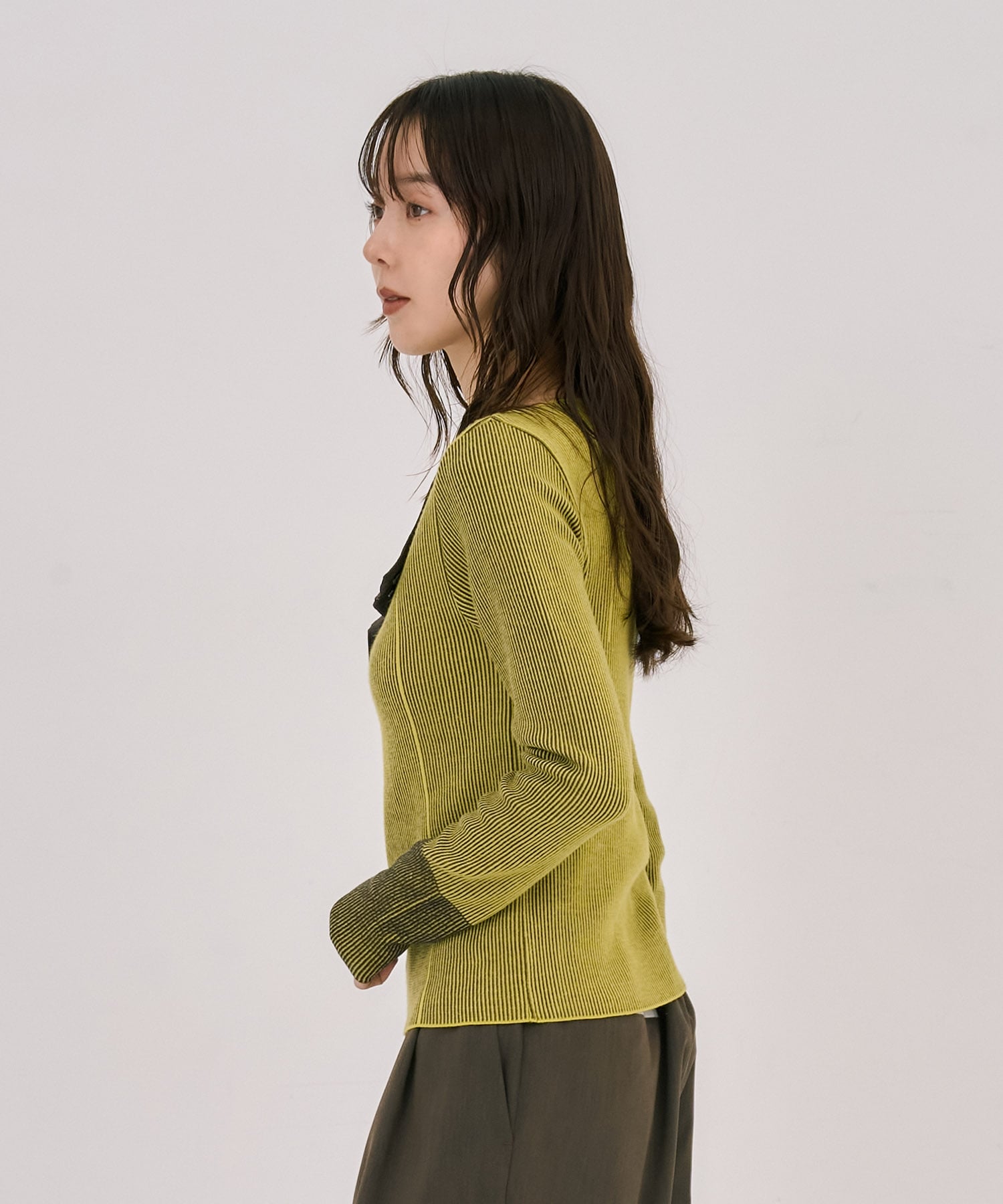 Wカラーレイヤーニット