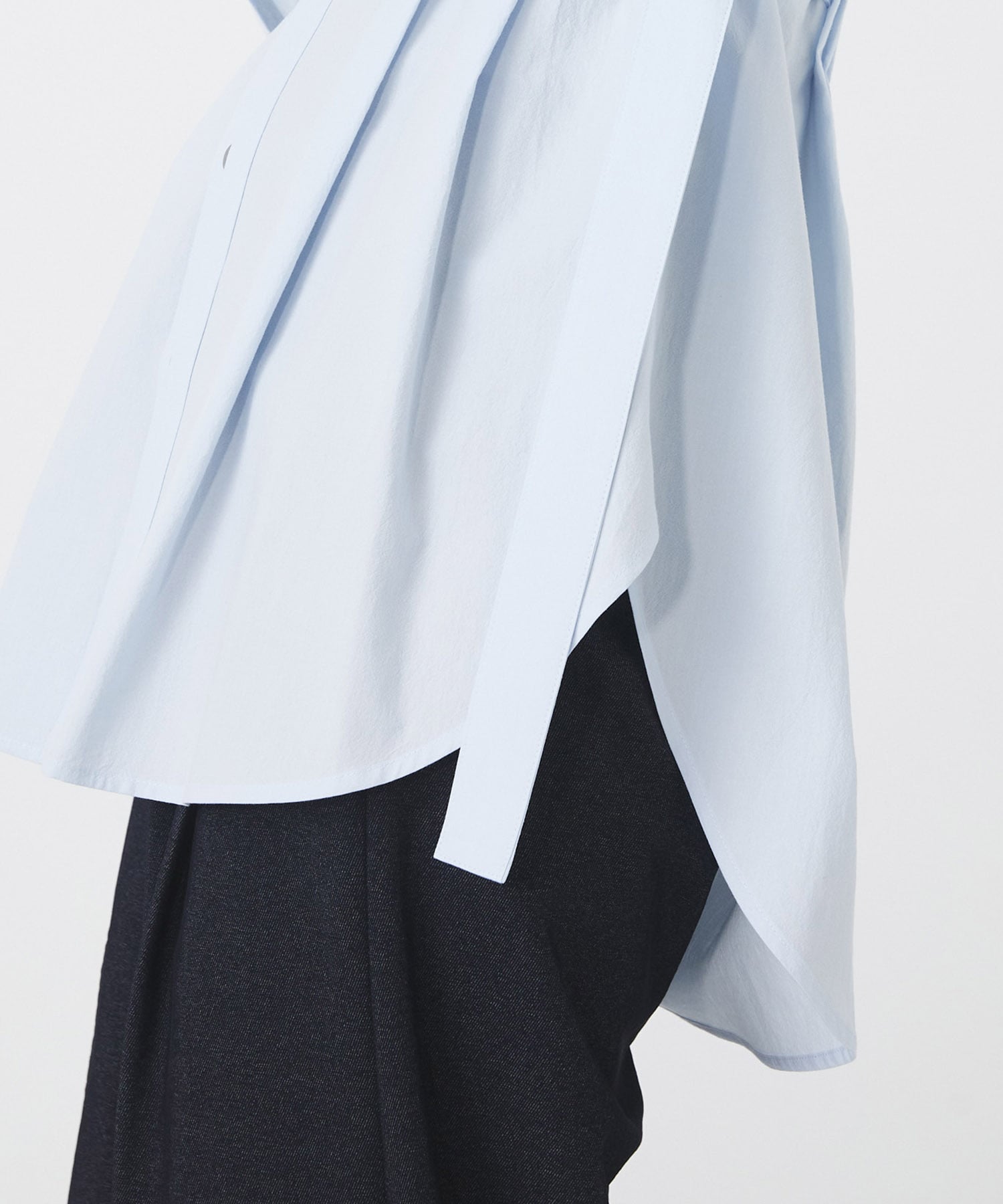 タックゴムシェイプベルトシャツ