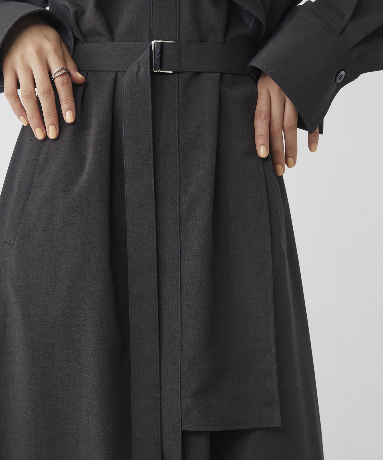 スタンドカラーラペルシャツワンピース