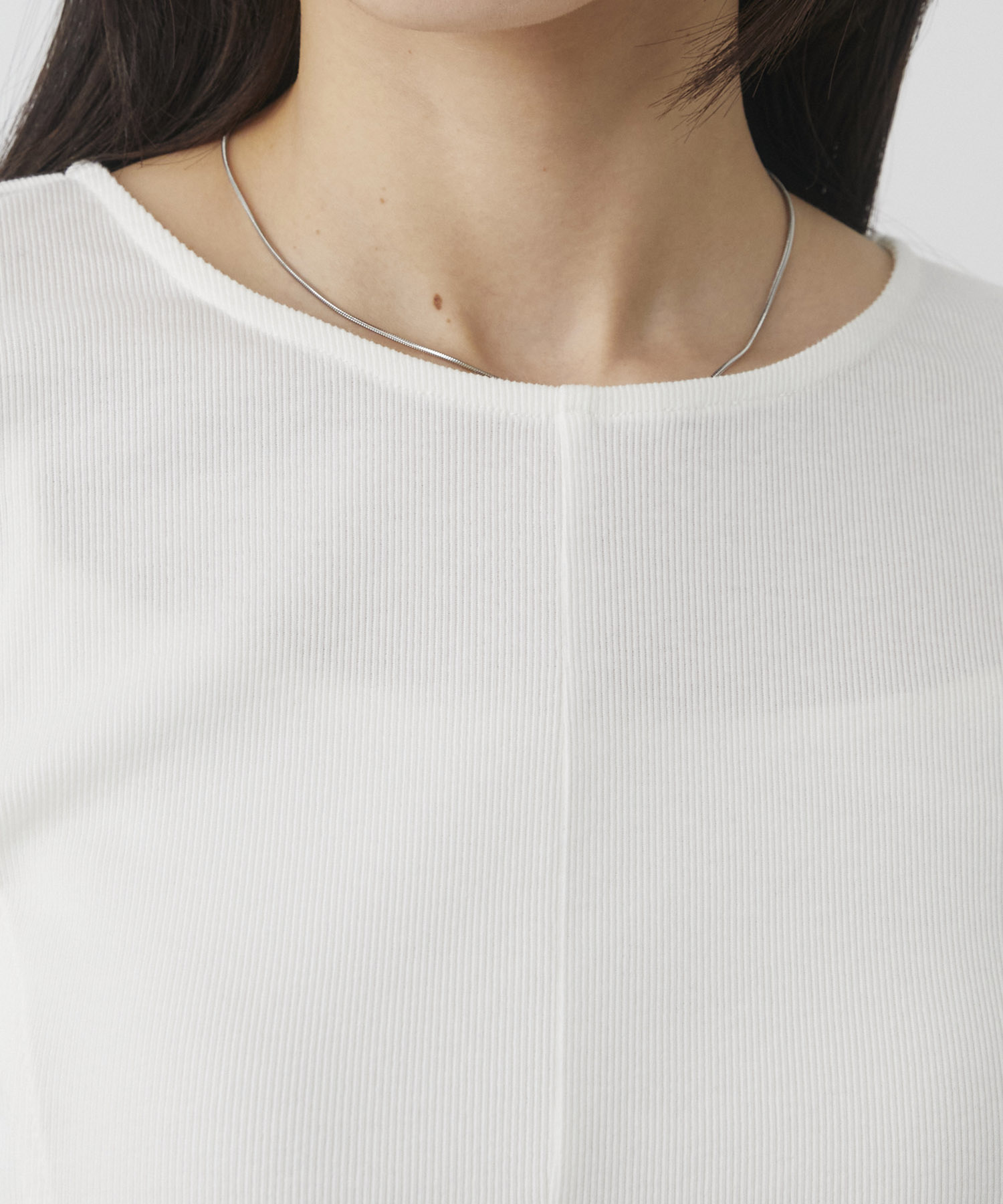 レースヘムスリットカットプルオーバー