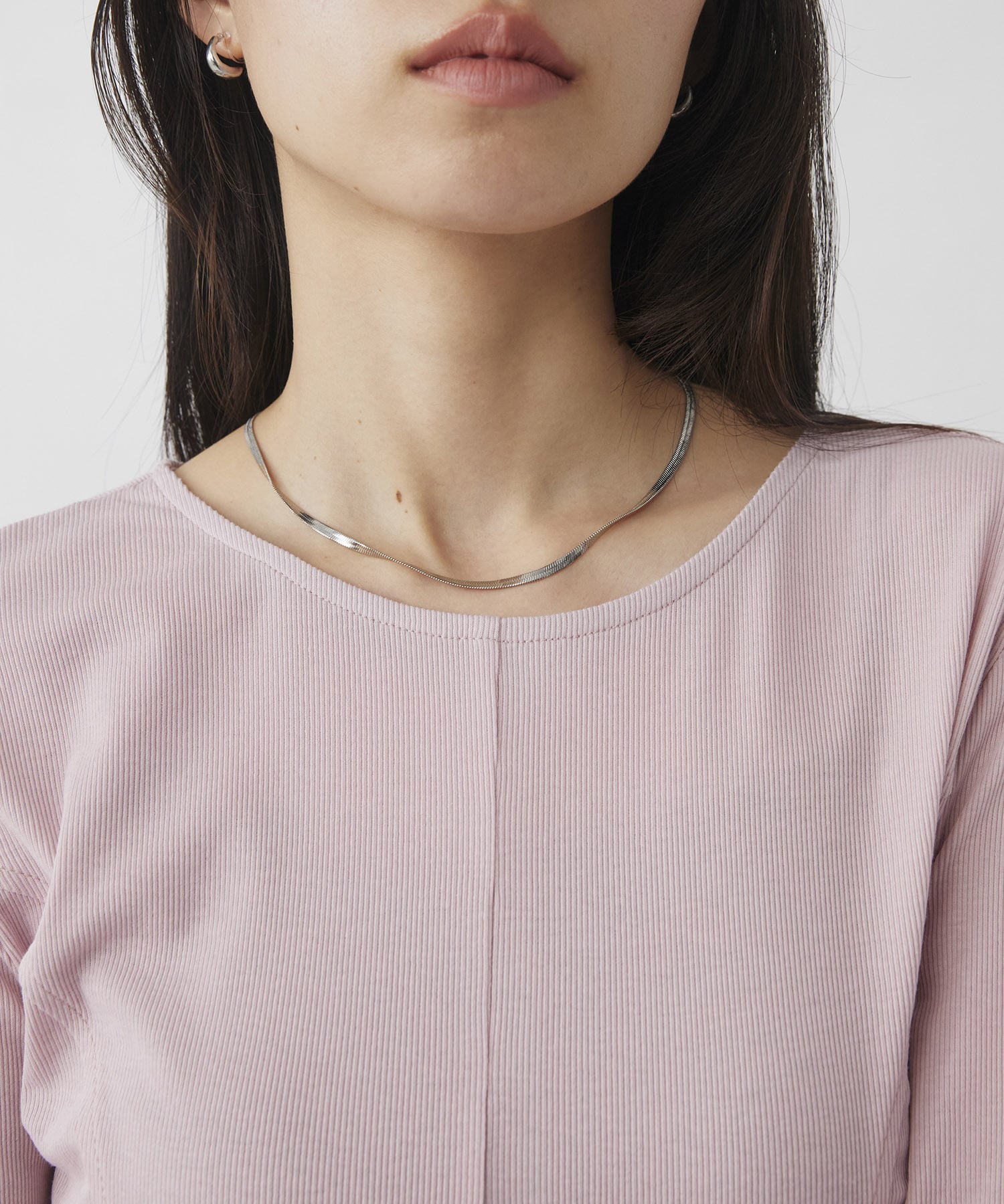 〈残りわずか〉レースヘムスリットカットプルオーバー