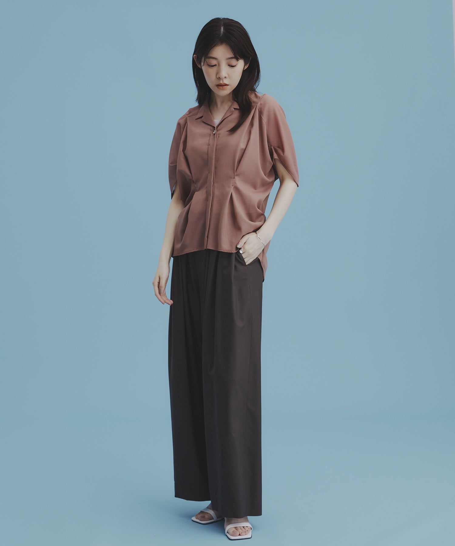 〈WEB限定カラー〉シャンブレーウールドルマンシャツ