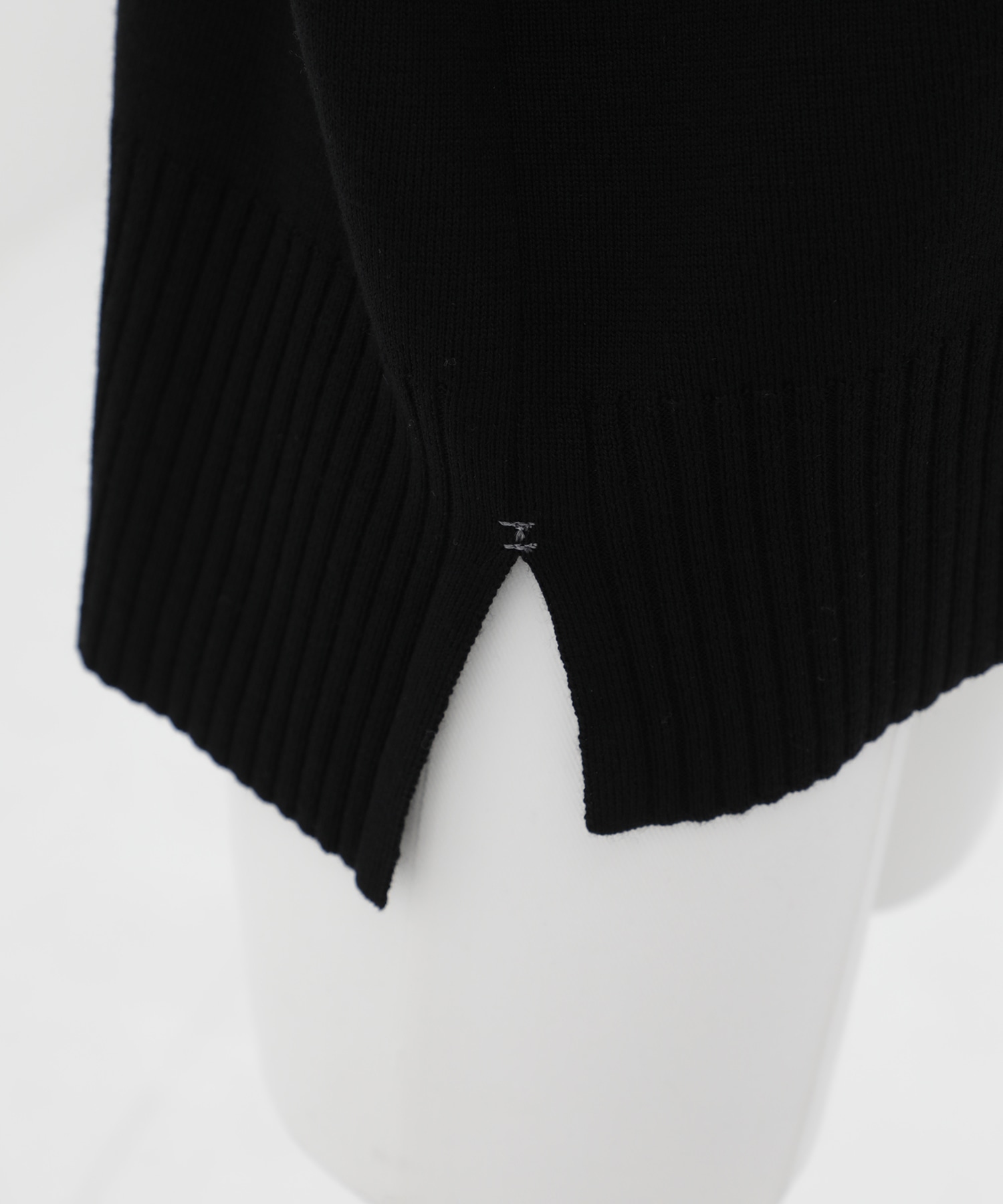 ウォッシャブルWOOLラインニット