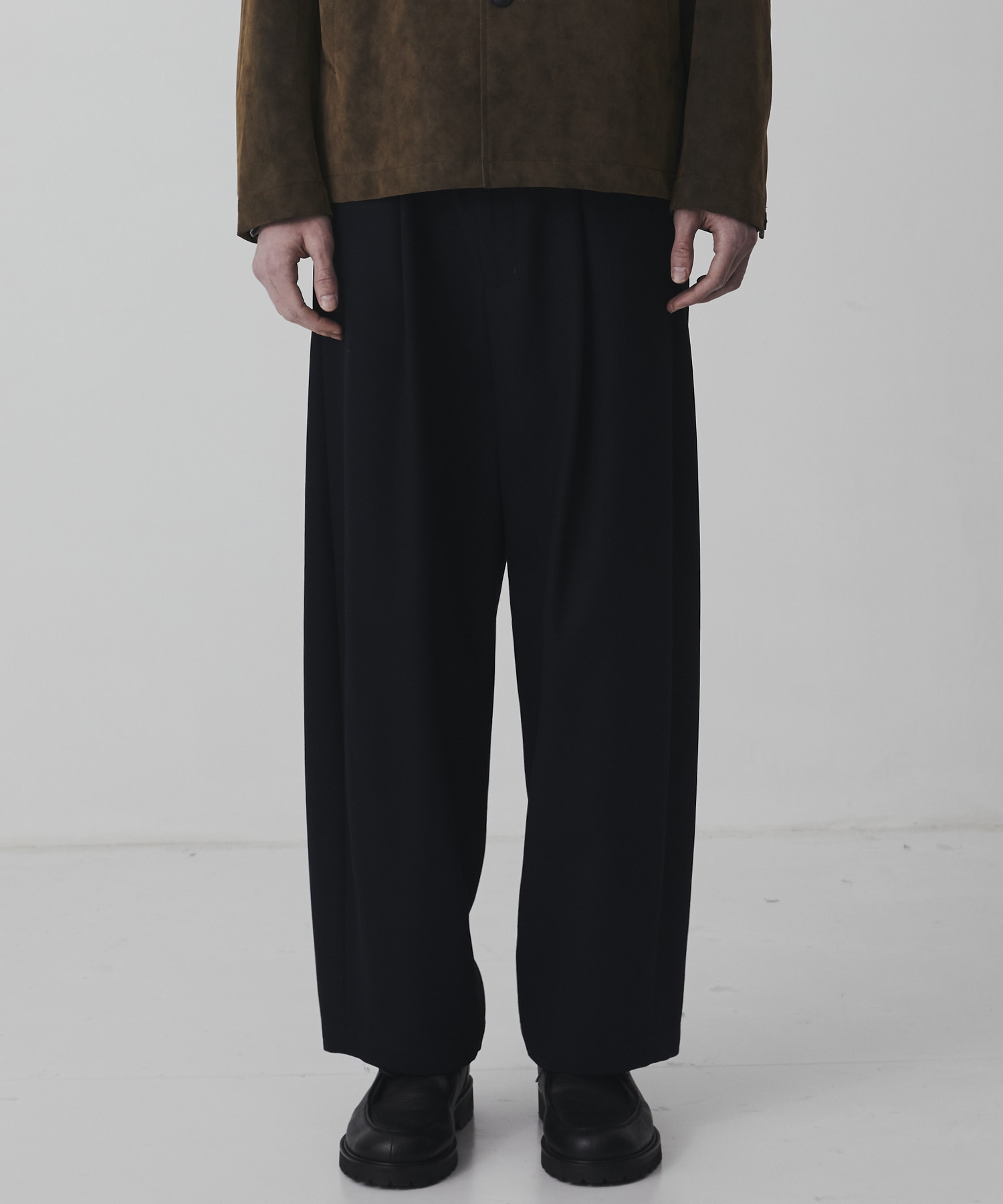 〈WEB限定〉ハイツイスト バレルチノパンツ