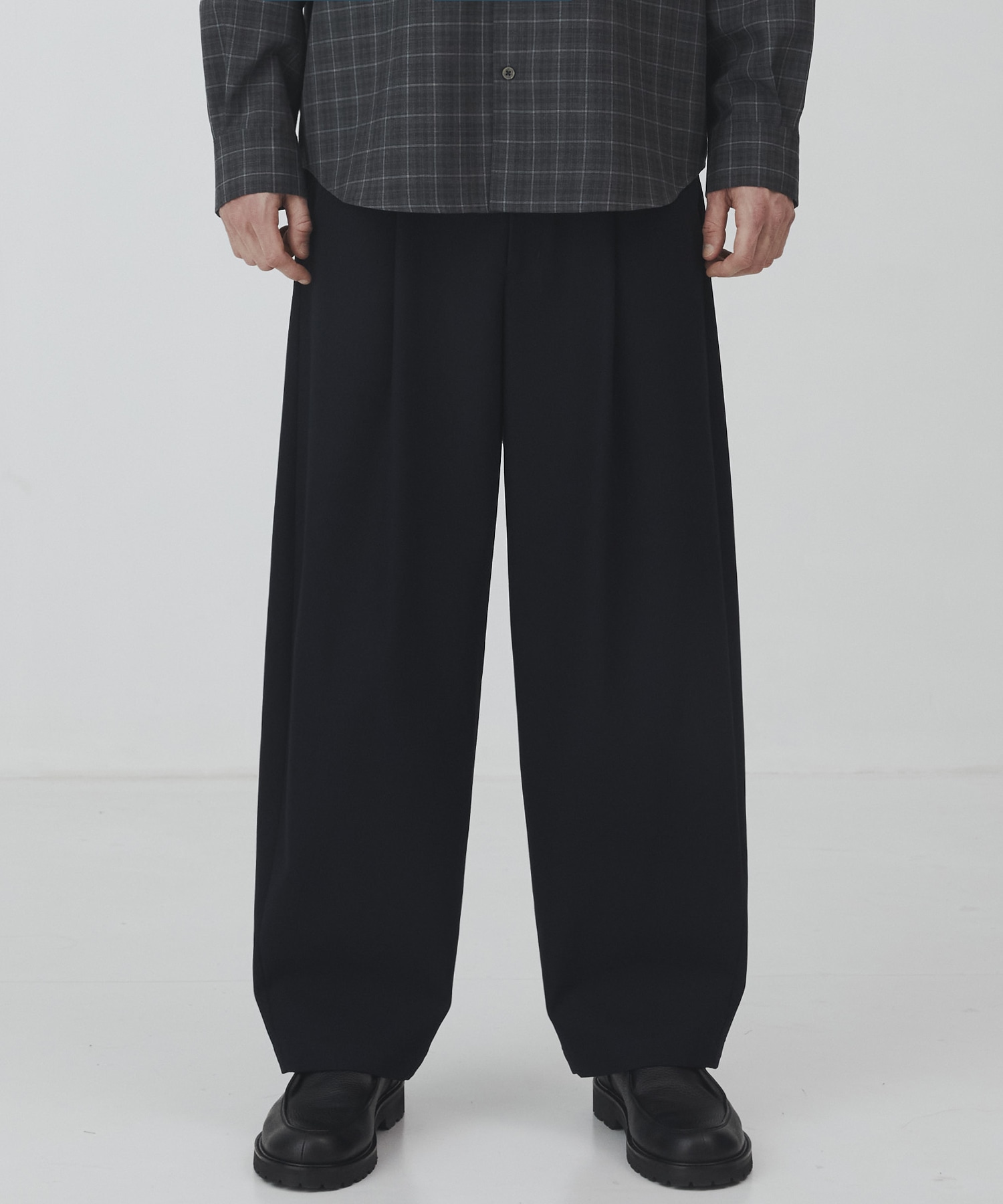 〈2026SS｜WEB限定｜25着限定〉ハイツイスト バレルチノパンツ