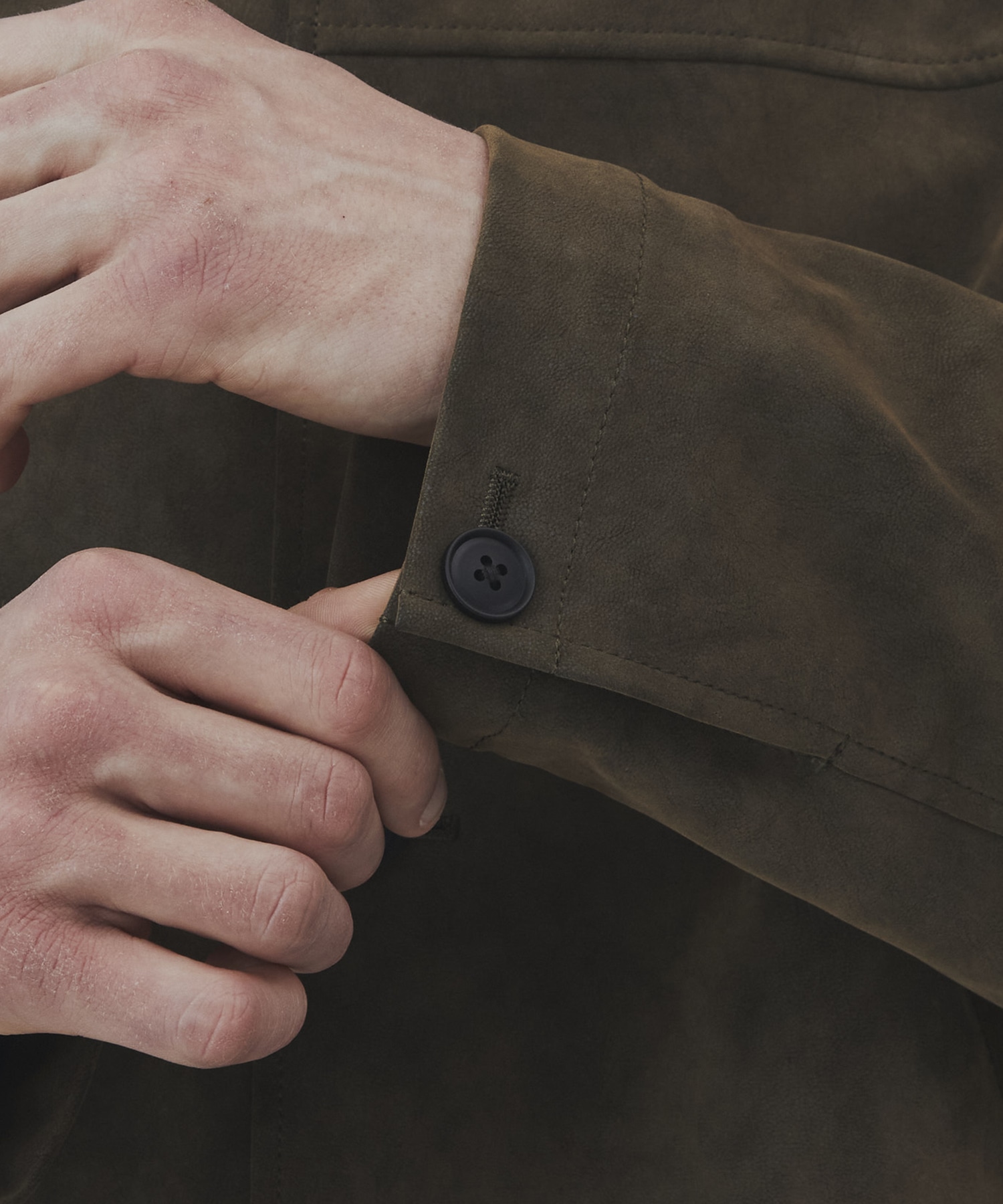 〈2026SS｜残りわずか｜再入荷なし〉フロッキースエード カバーオール