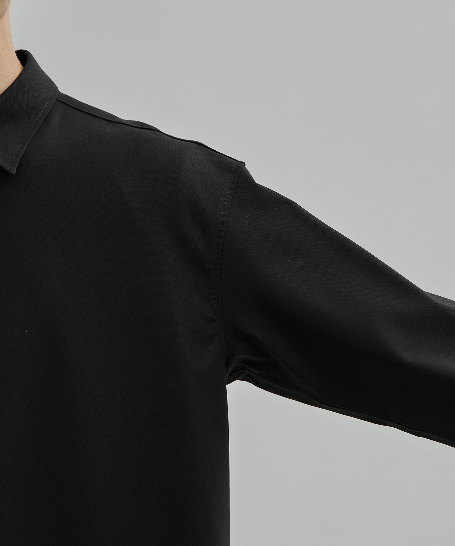 〈WEB限定 先行予約販売〉コットンダブルクロスリラックスシャツ