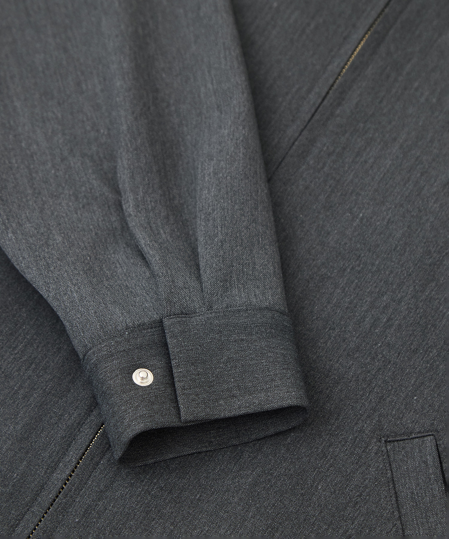 〈WEB限定〉アウトラスト ジップブルゾン