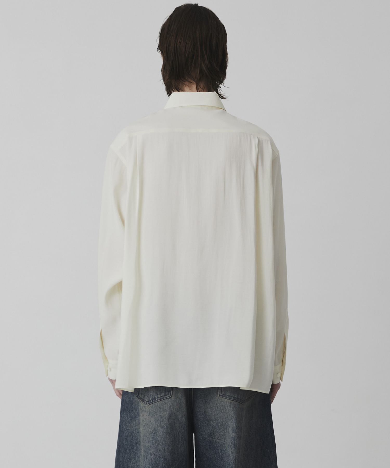 〈WEB限定〉フィブリルレーヨン リラックスシャツ