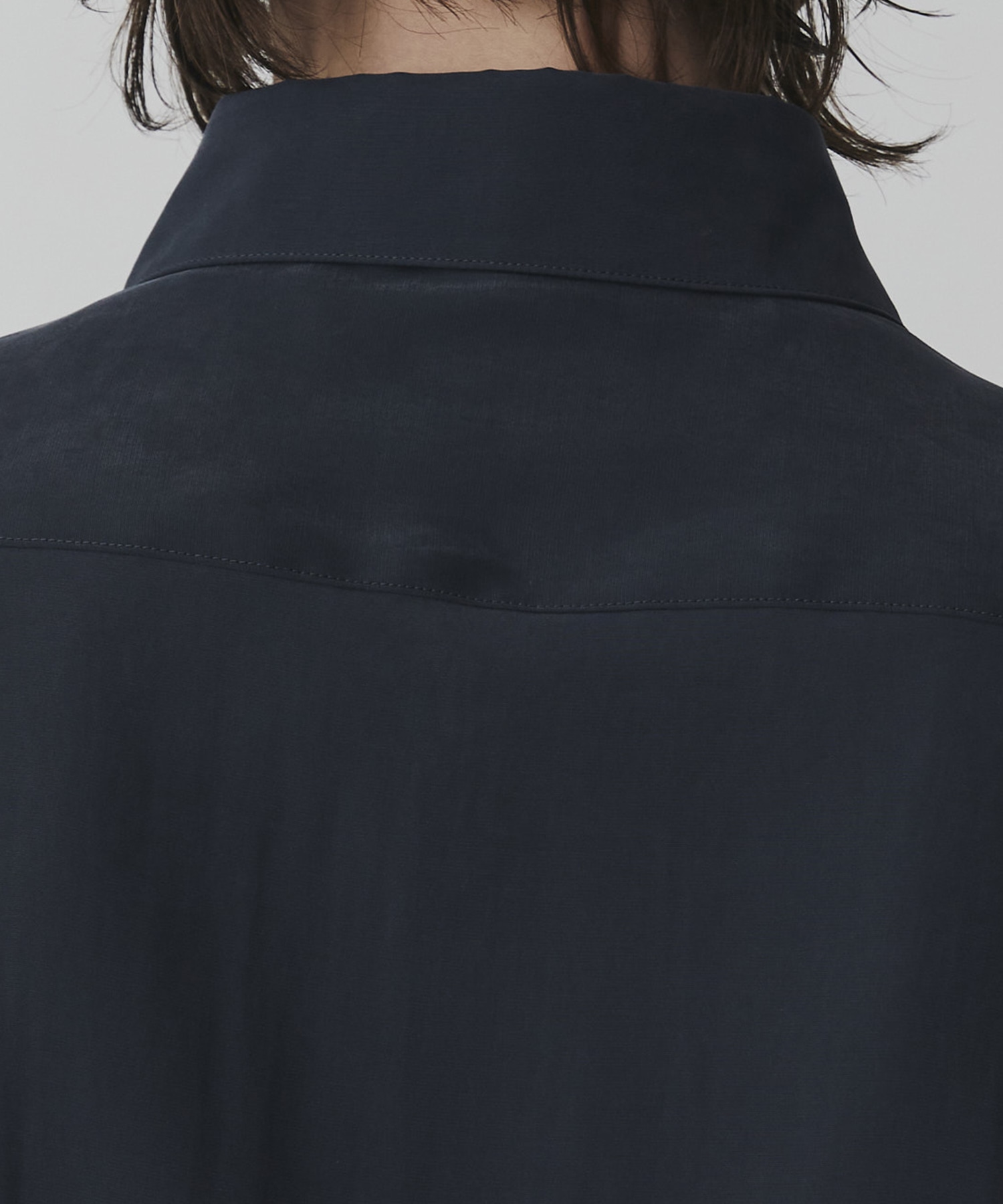 〈2026SS｜WEB限定〉フィブリルレーヨン リラックスシャツ