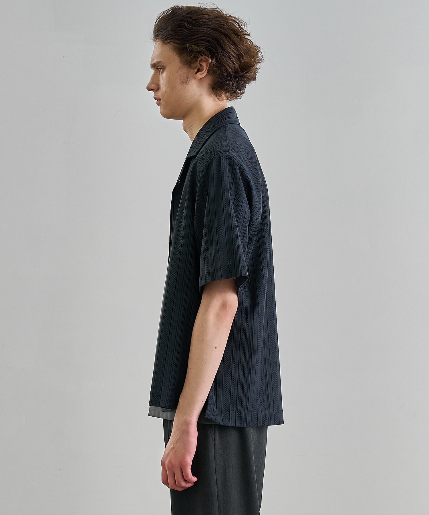 〈WEB限定｜先行予約〉ラッセルレースシアーシャツ