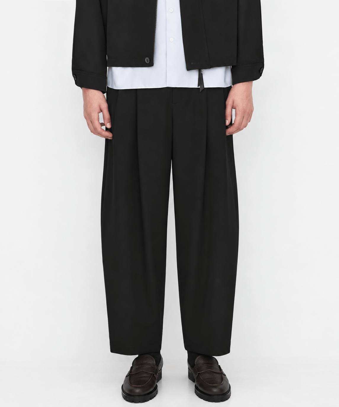 超撥水 WOOL GABARDINE 2タックバレルパンツ
