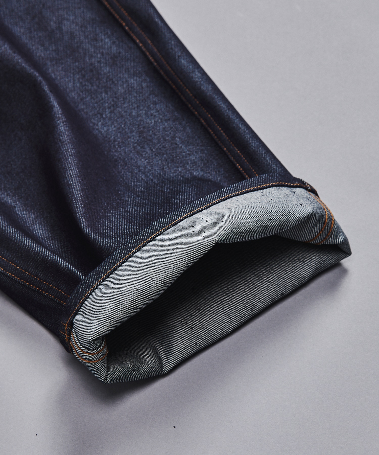 〈数量限定〉TYPEZ SILK DENIM STRAIGHT PANTS