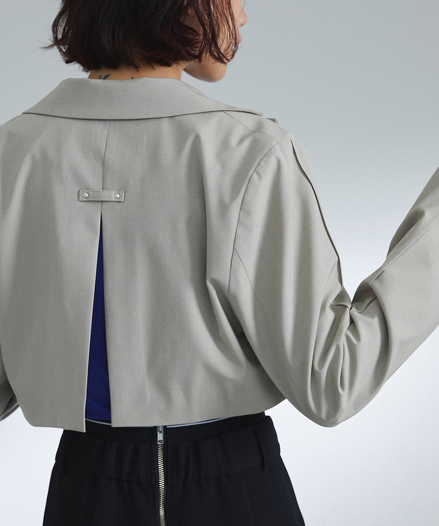 【新品】UNITED TOKYO コンセクティブショートジャケット〈デザイン〉