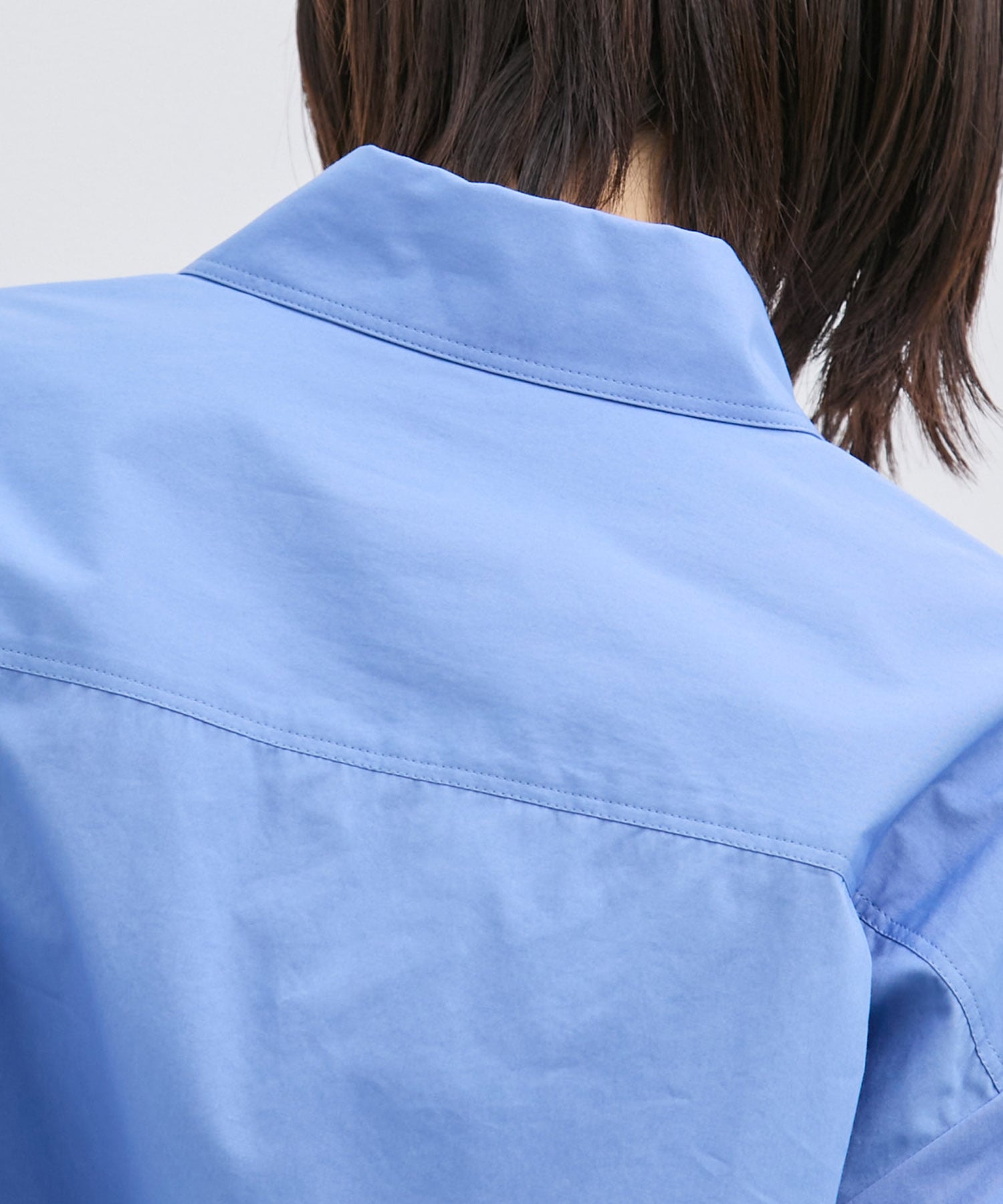 レイヤーカフスオーバーシャツ