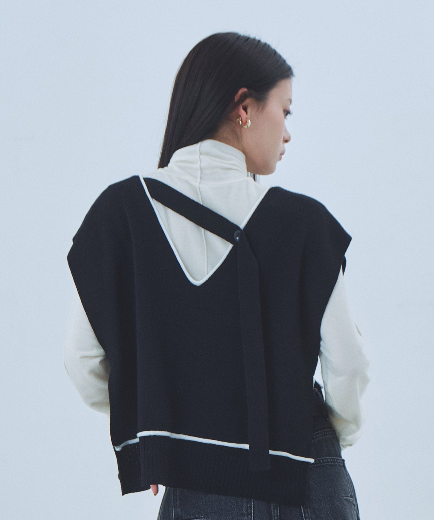 バックロングラインニットベスト(FREE BLACK): : ウィメンズ｜UNITED