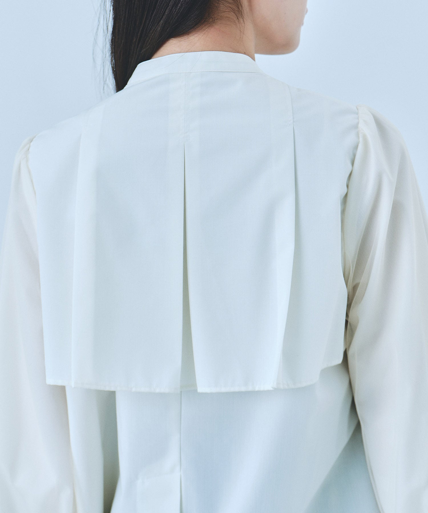 アシメ袖チュールブラウス