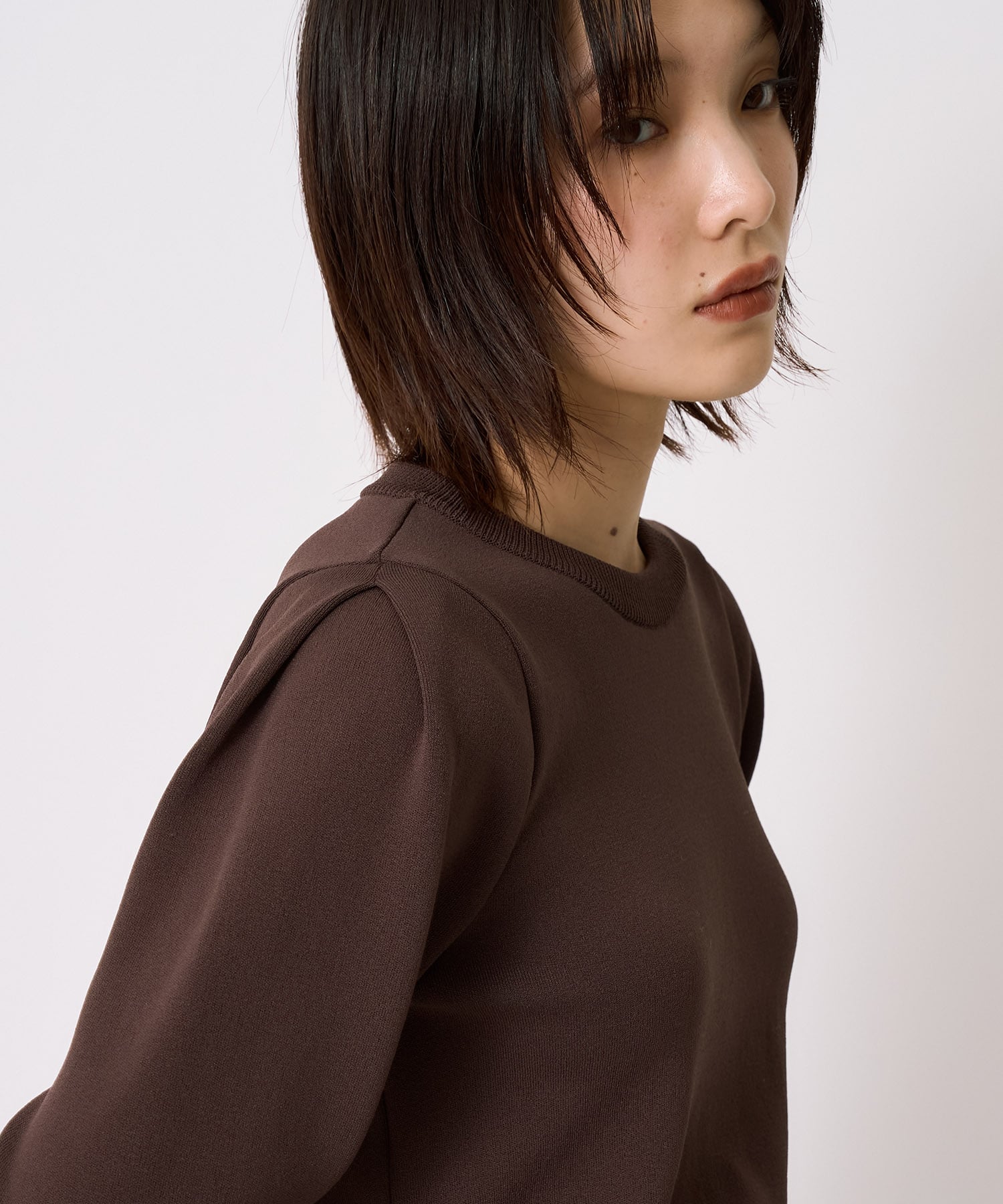 ショルダータックニットトップス