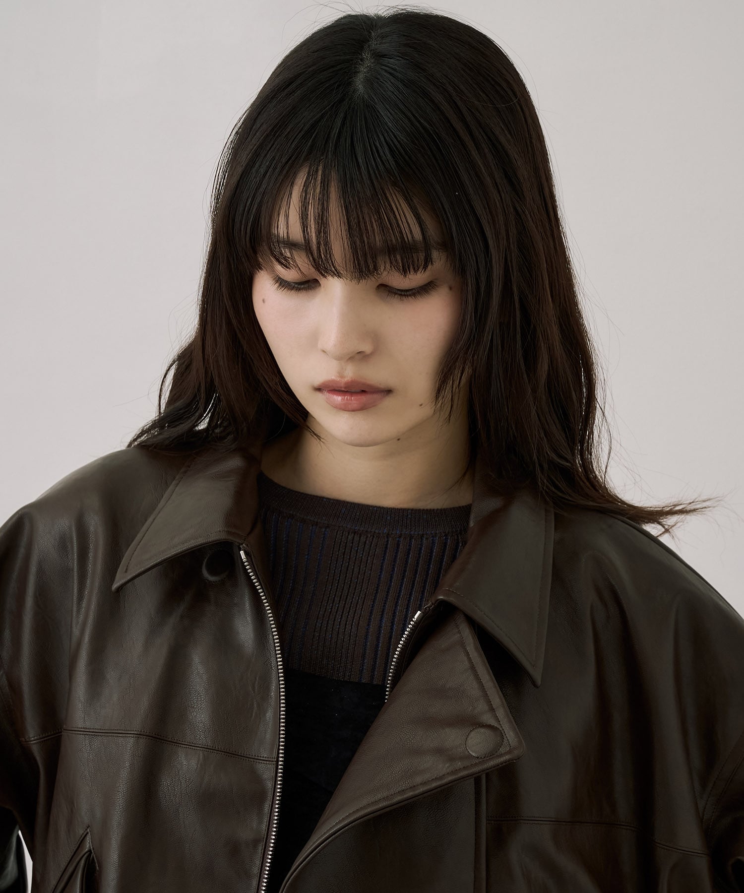 コクーンレザーボンバージャケット