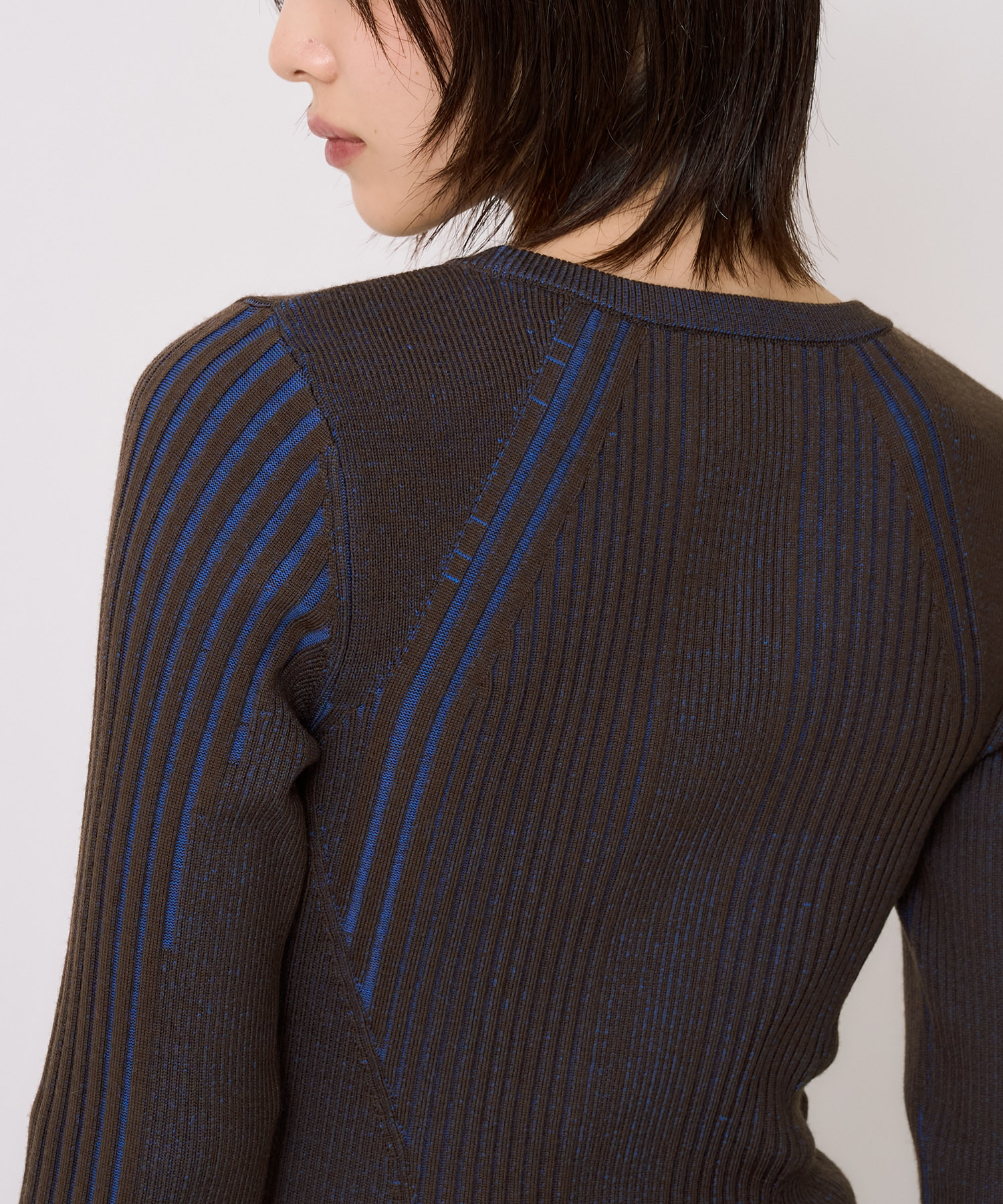 スリムリブラインニット